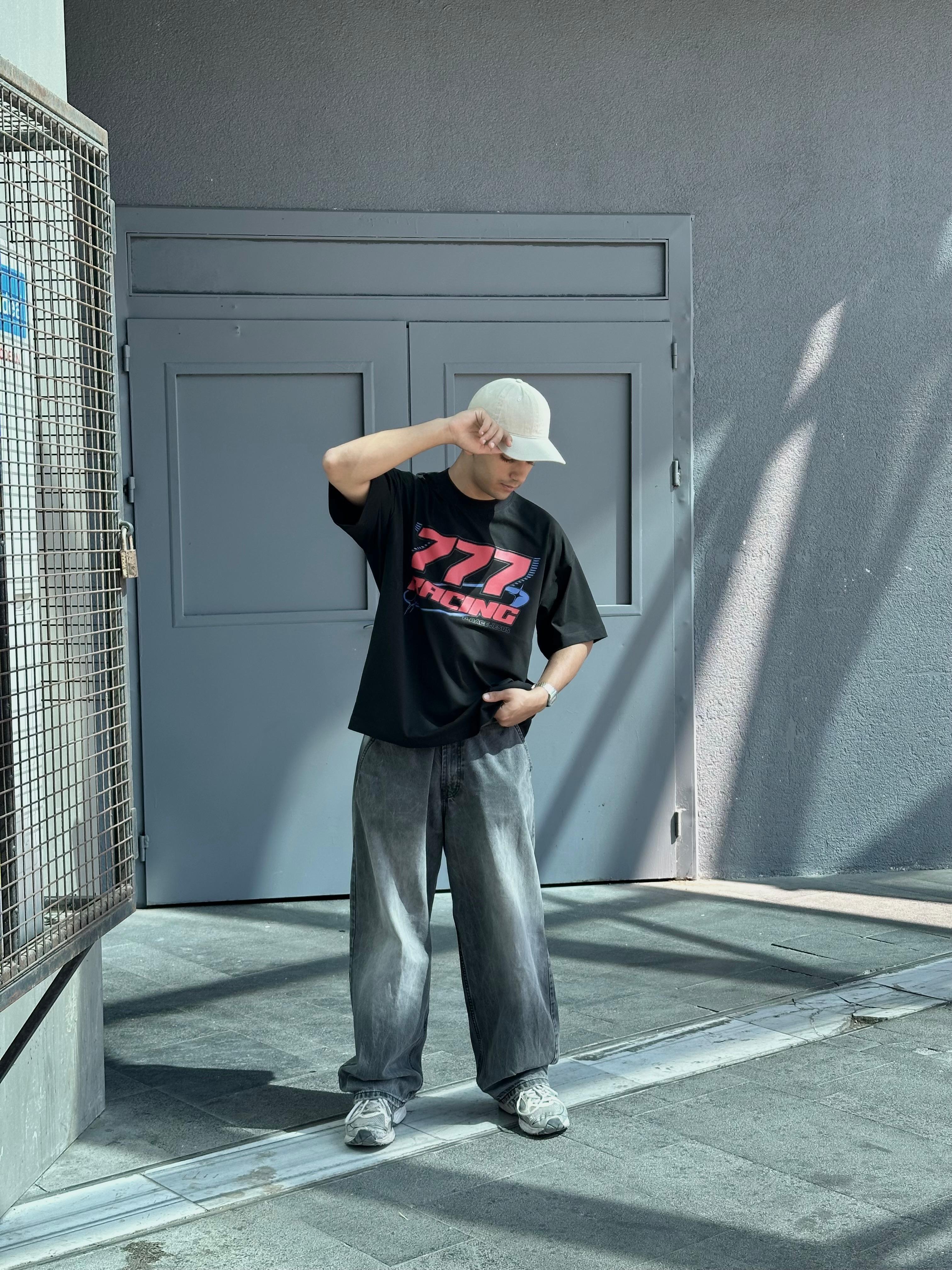 777 Racing Premium Unisex Oversize T-shirt
