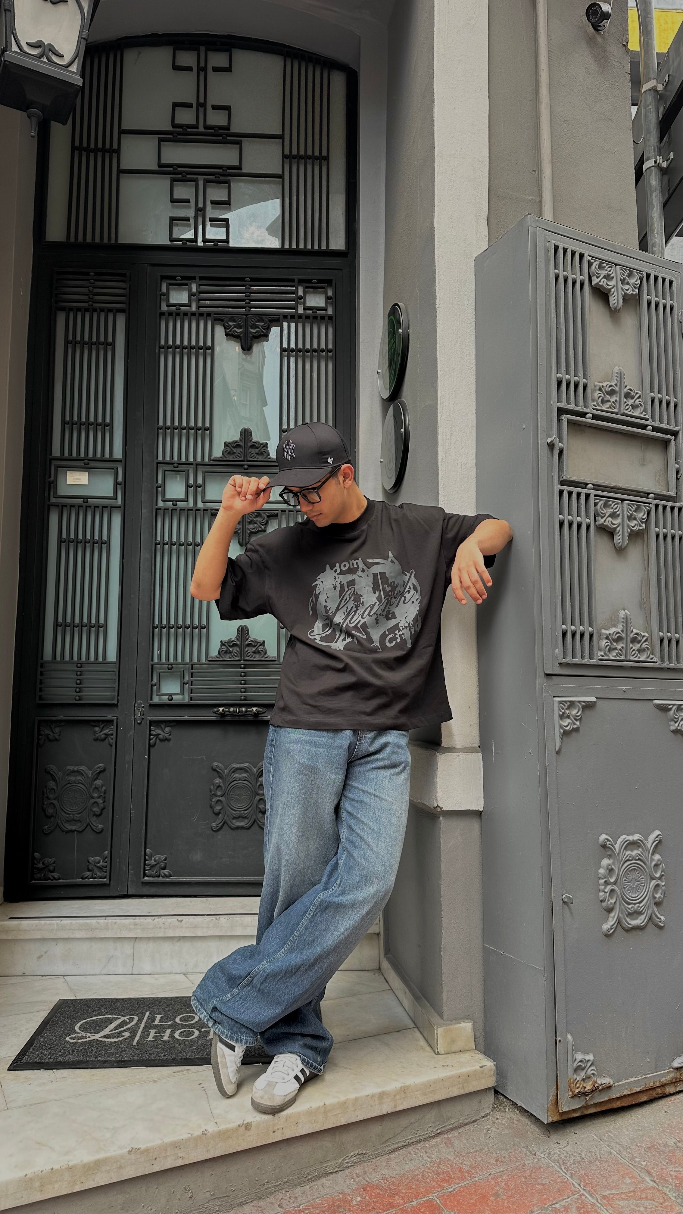 Freedom Child Premium Unisex Oversize T-shirt