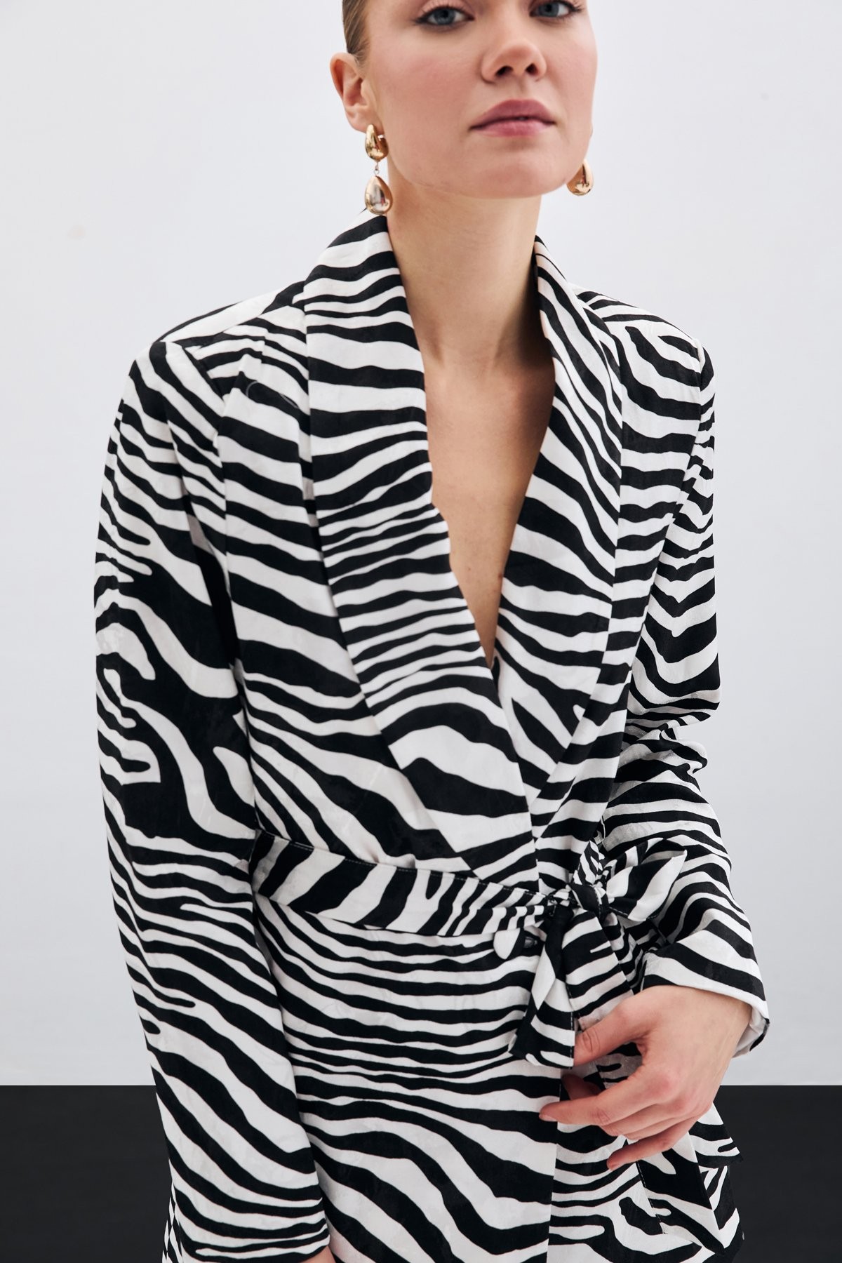 Kuşaklı Zebra Ceket