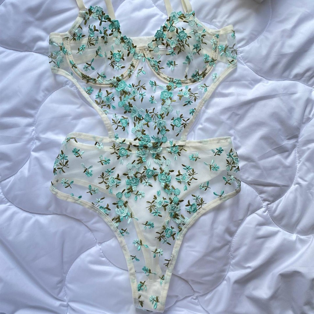 Body en Dentelle Découpée - Lingerie Féminine Sexy et Élégante avec Broderie Florale - Columbia Blue image