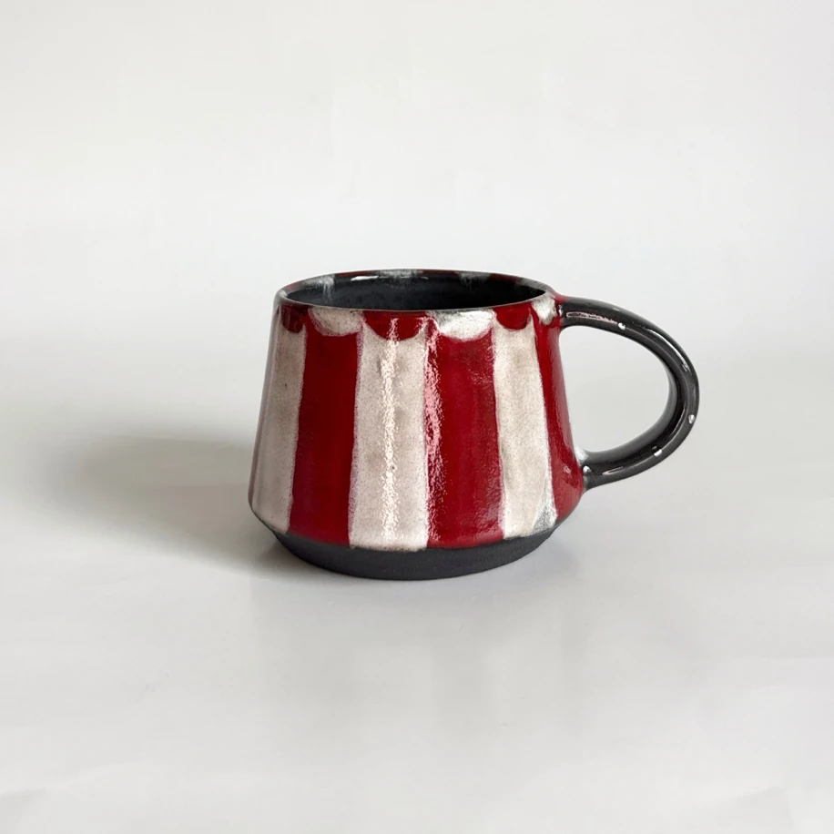 Circus Kupa (24k beyaz altın detaylıdır.)