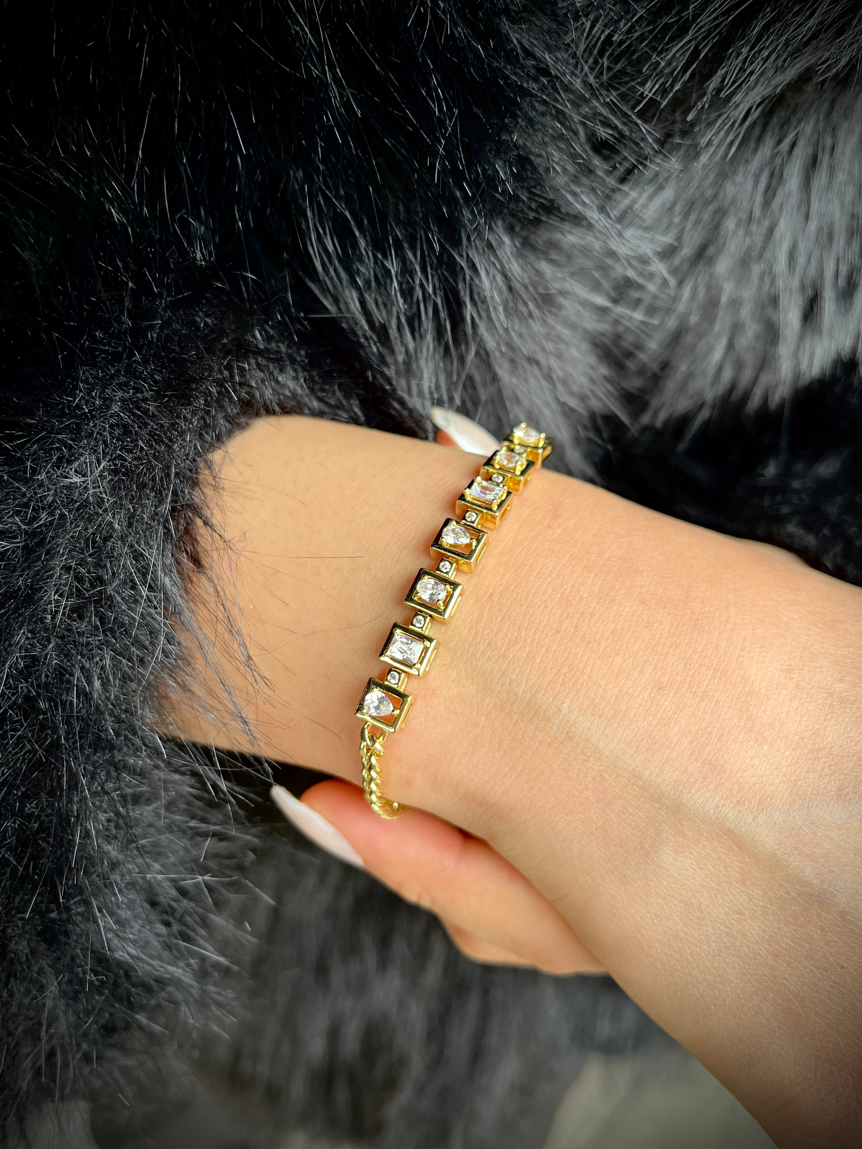 Bileklik (Model 356)