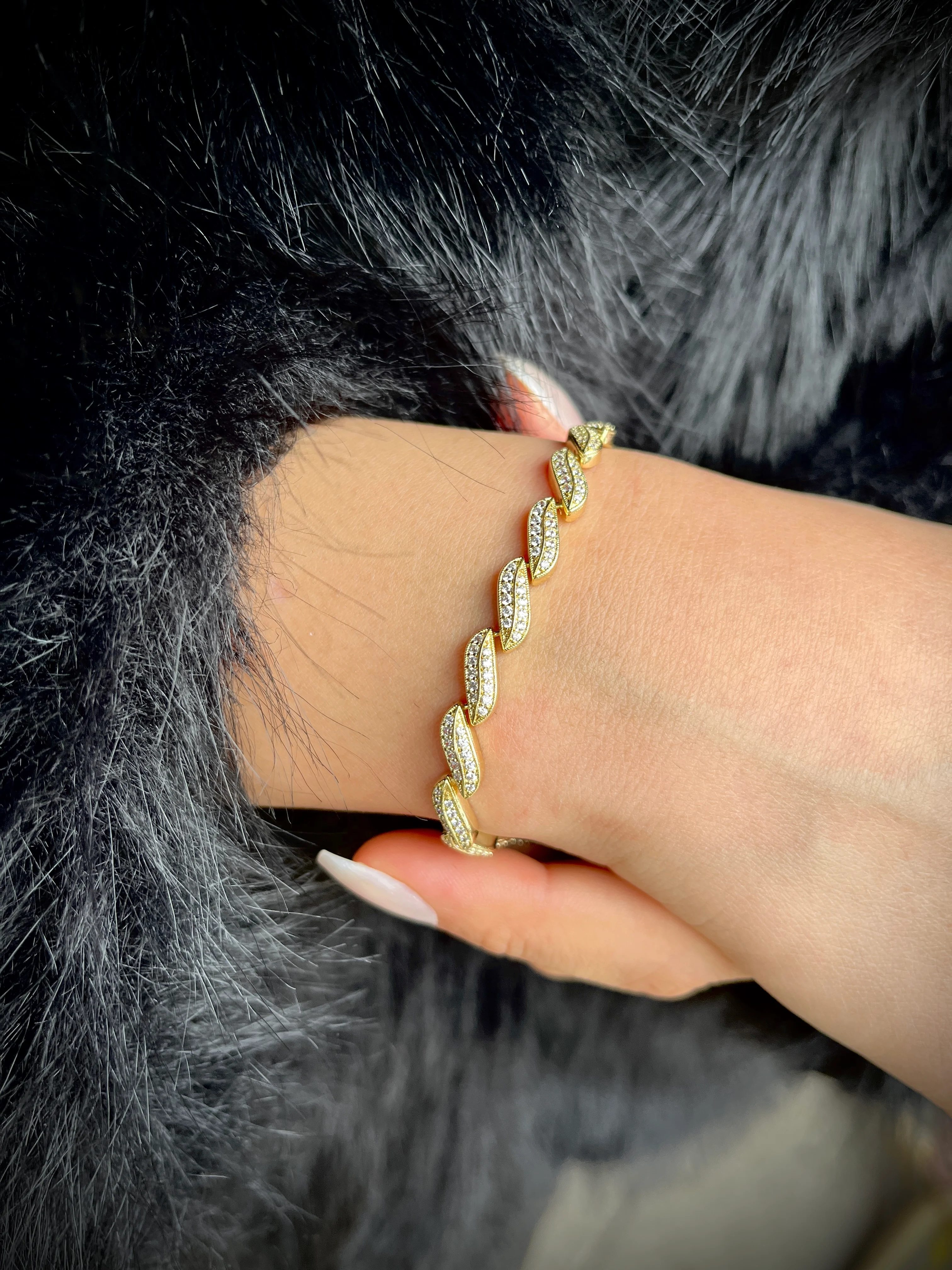 Bileklik (Model 359)