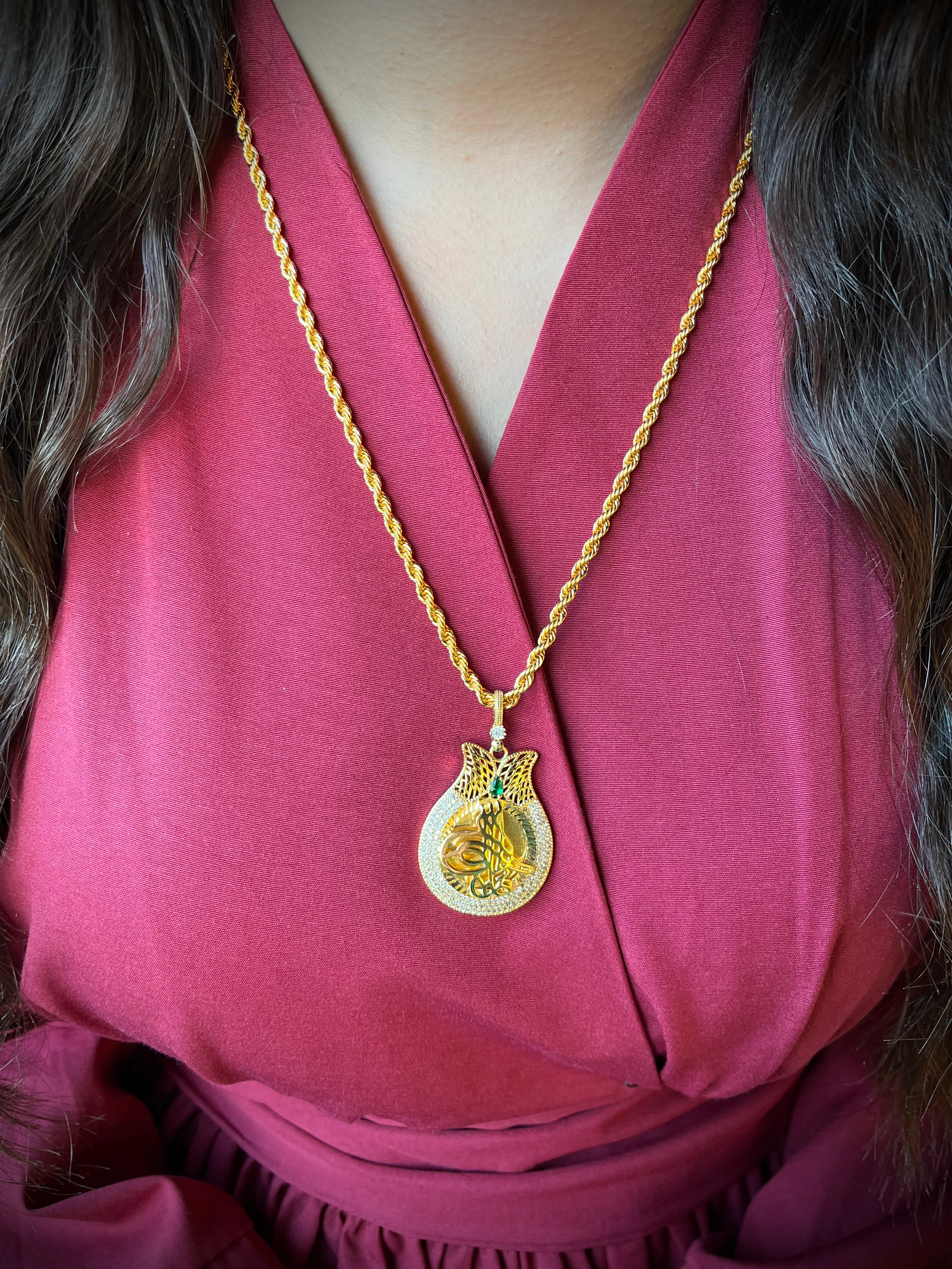 Burgu Zincir ve Lale Zirkon Taşlı Tuğralı Kolye Ucu 22 Ayar Altın Kaplama