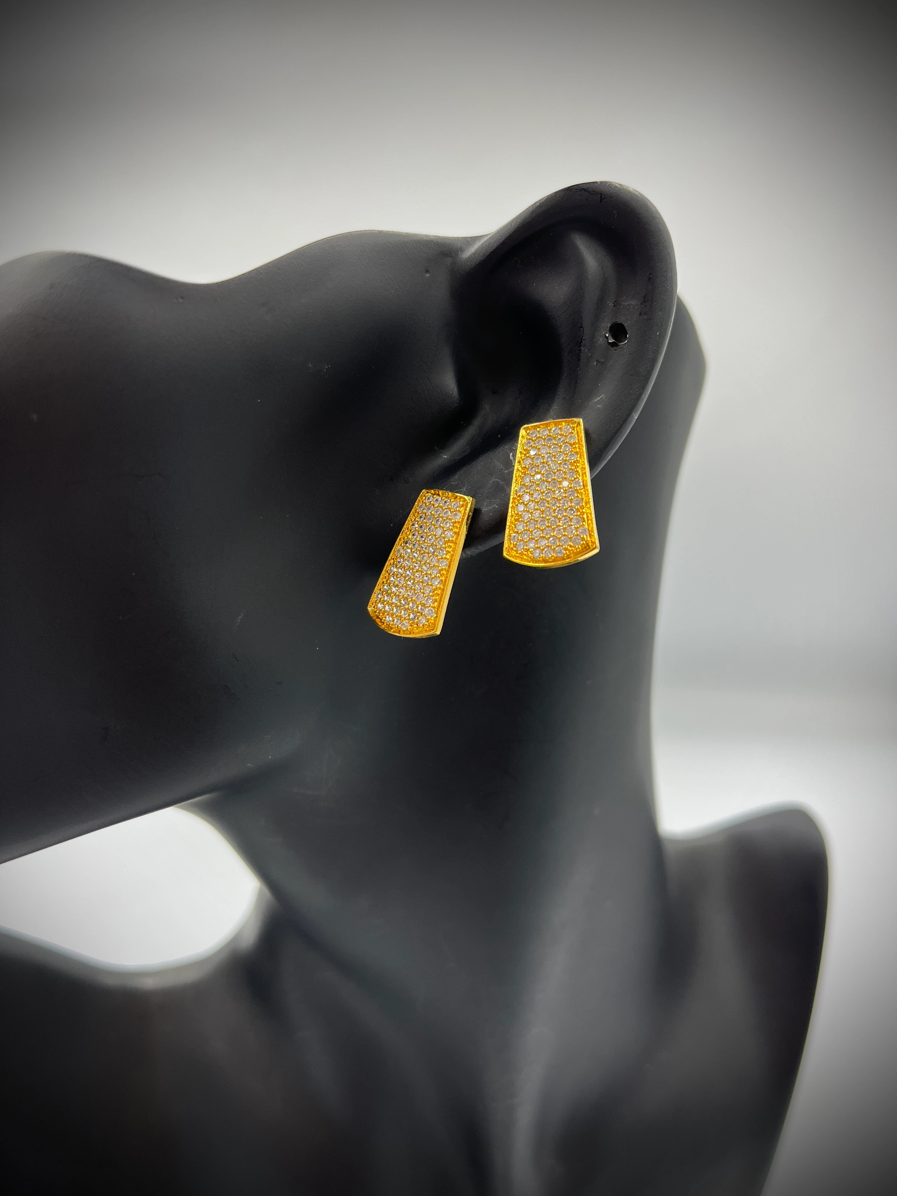 Taşlı Trabzon Hasır Küpe