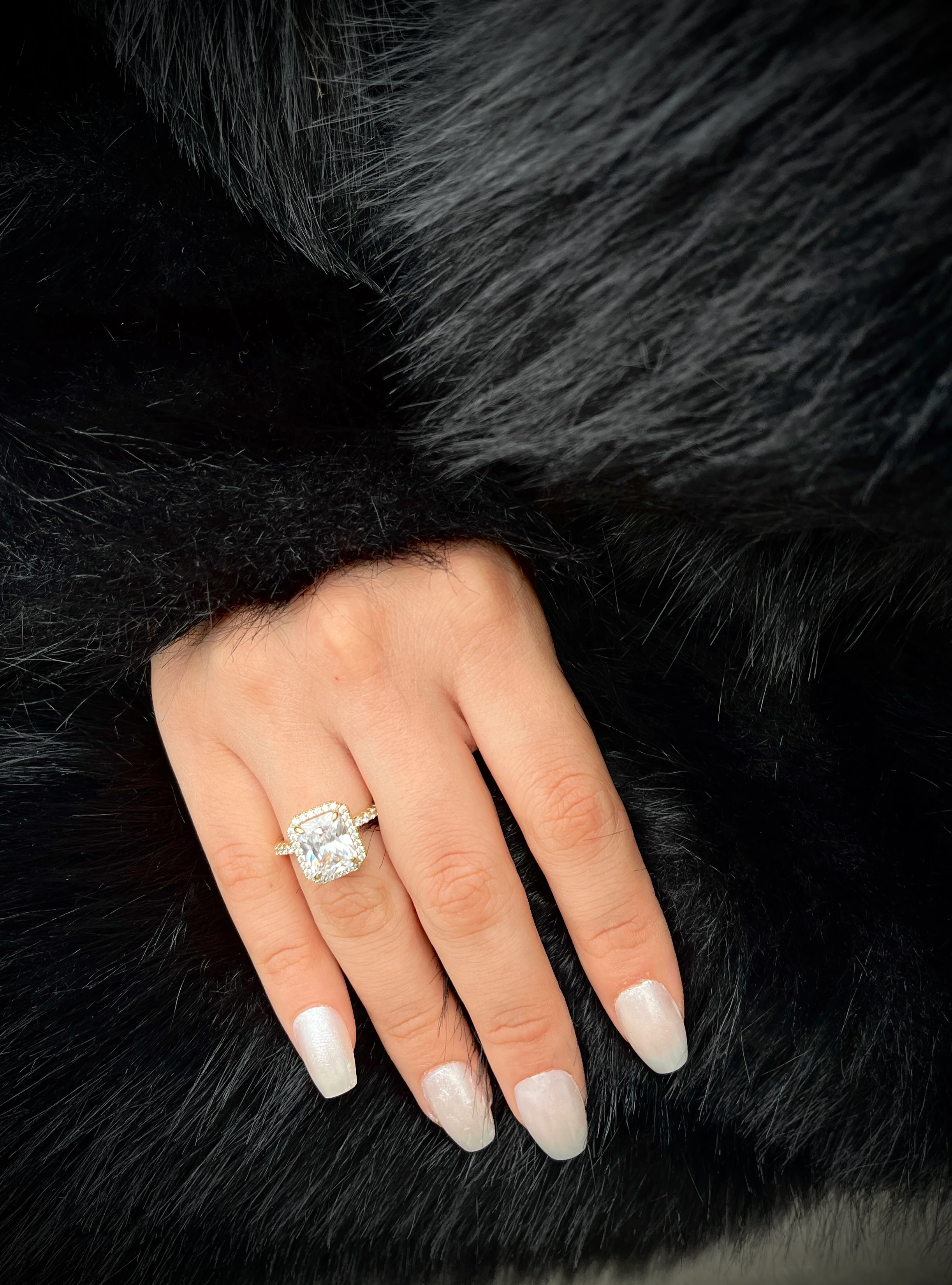 14K Kenarları Taşlı Baget Yüzük Altın Kaplama