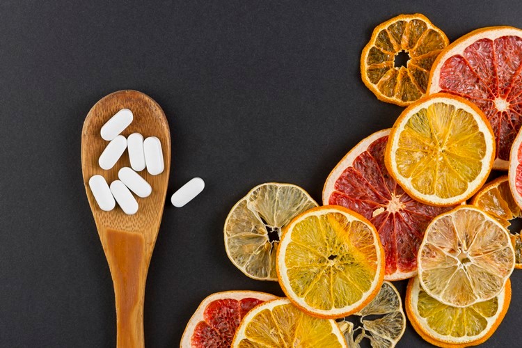 Sağlıklı Bir Yaşam için Almanız Gereken Multivitaminler ve Takviyeler