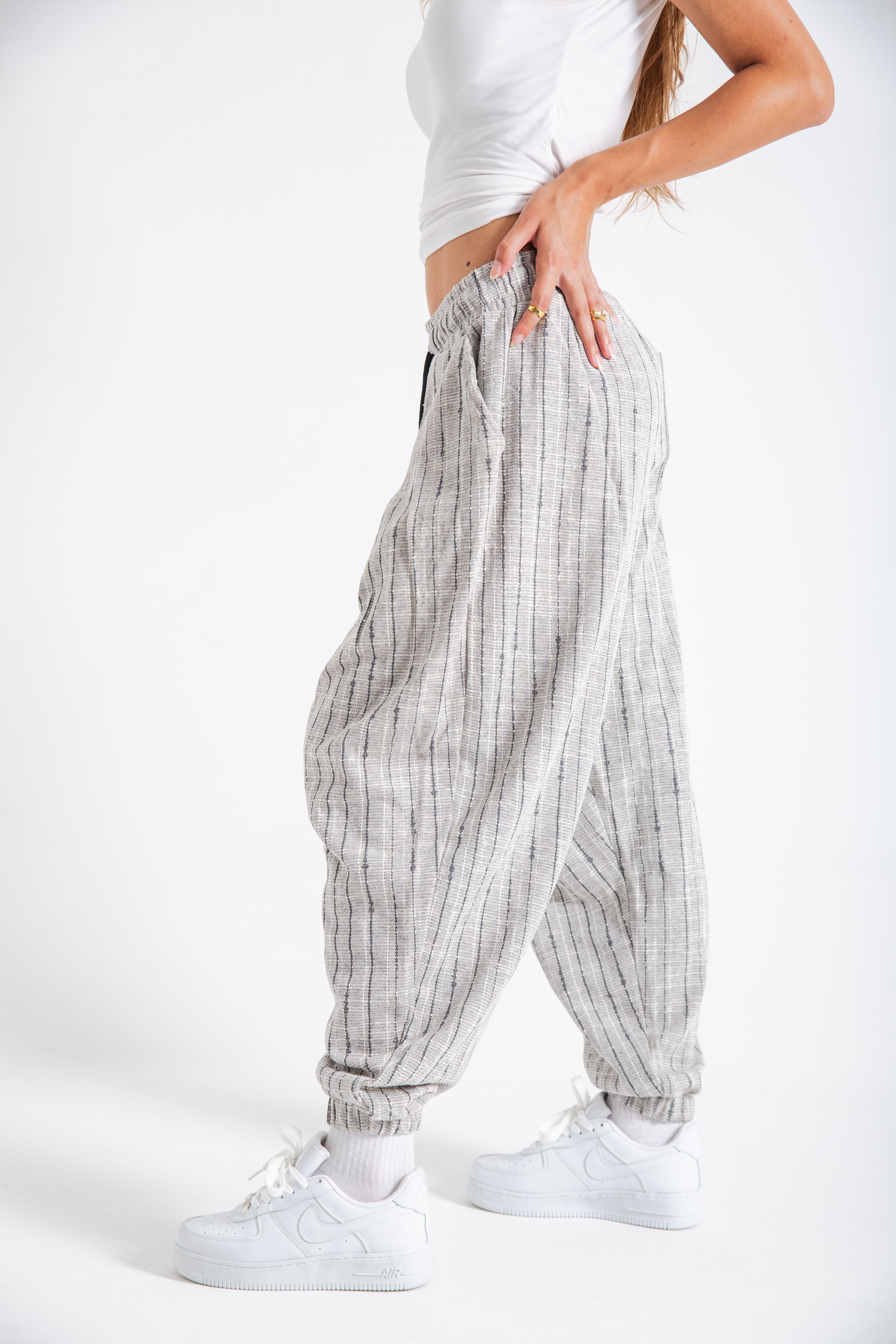 Kadın Gray Striped Pileli Eşofman Altı