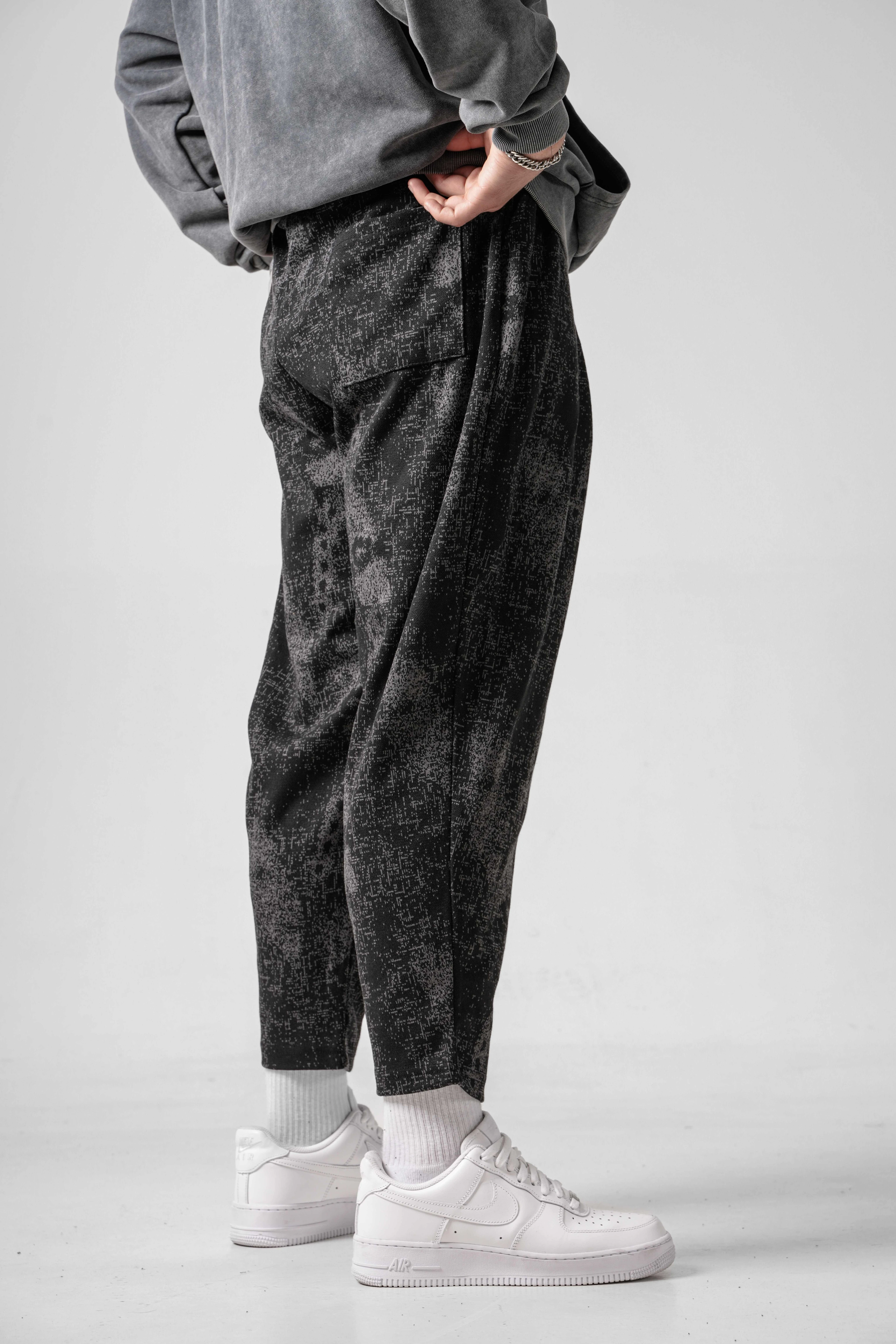 Erkek Püskürtme Pileli Düz Paça Pantolon