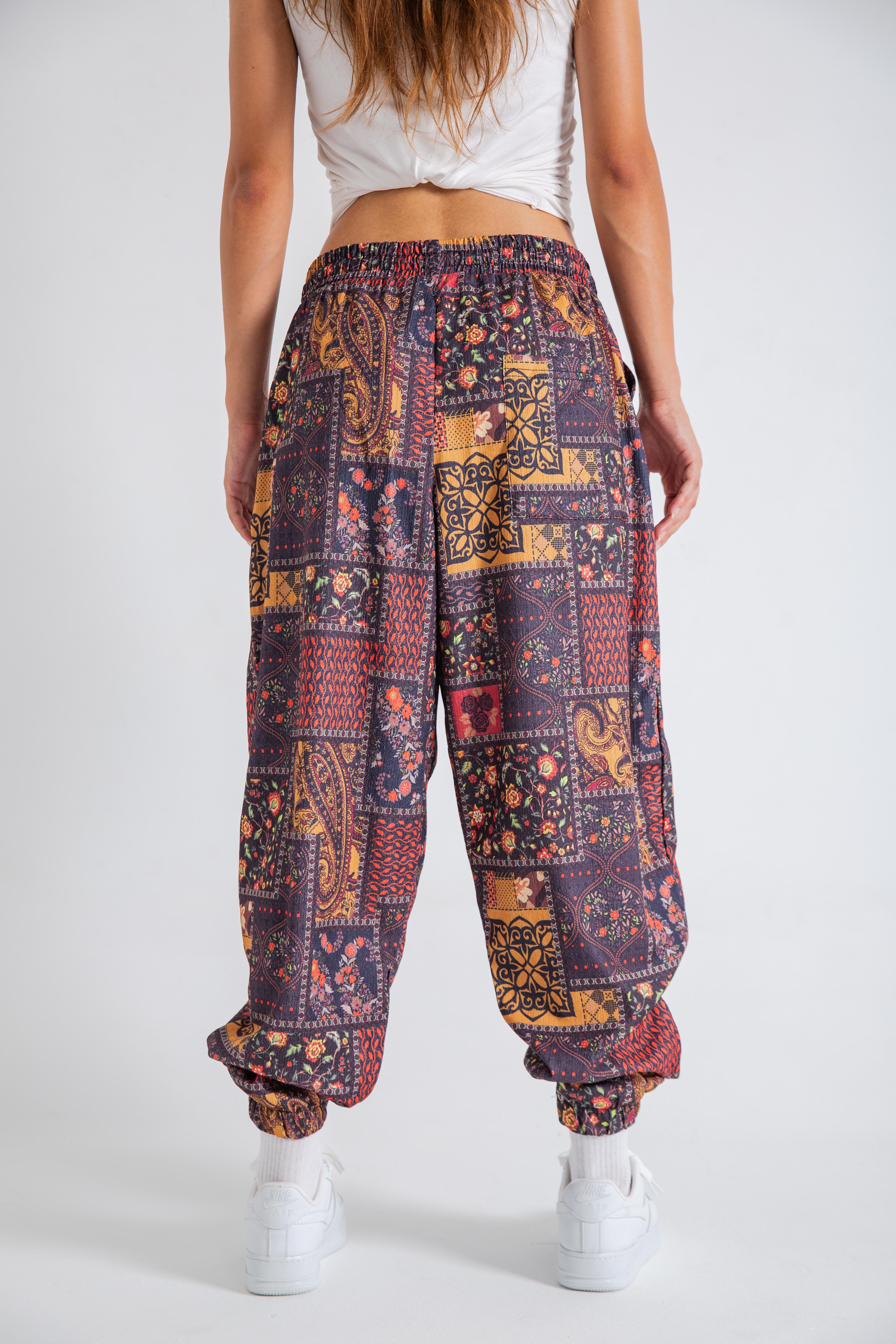 Kadın Ethnic Patterned Pileli Eşofman Altı
