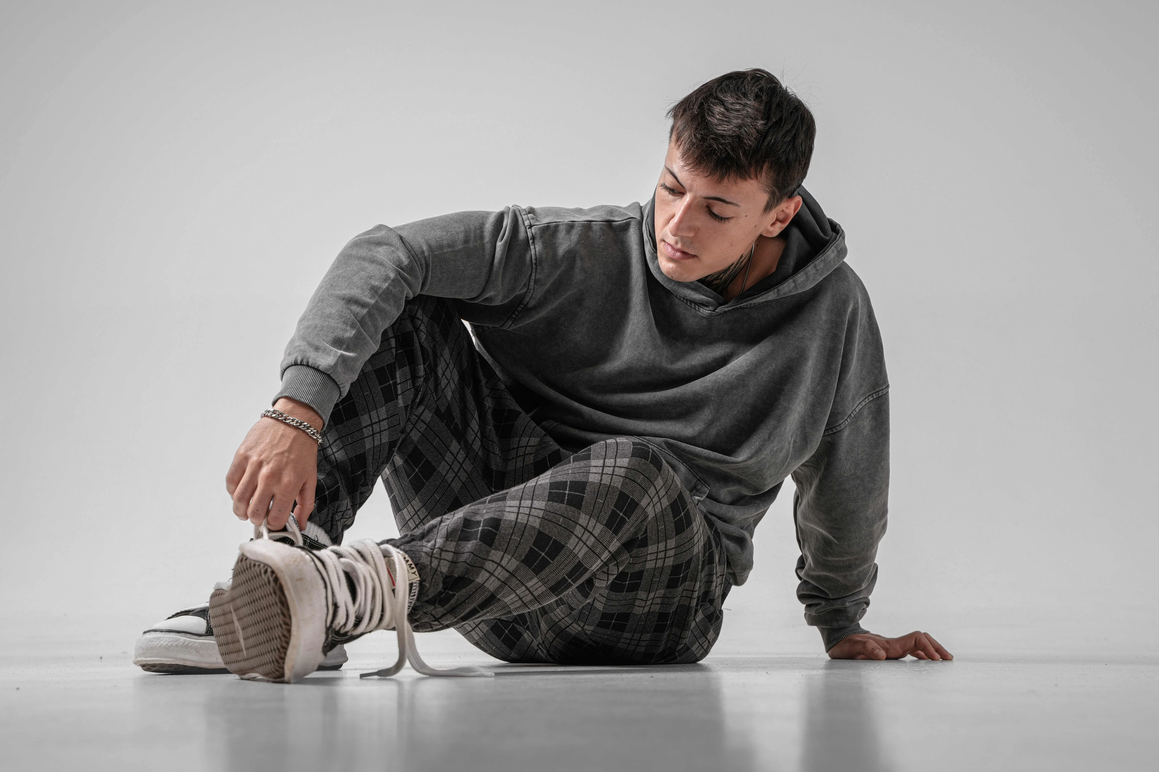 Erkek Gri Baklava Desenli Dar Şalvar