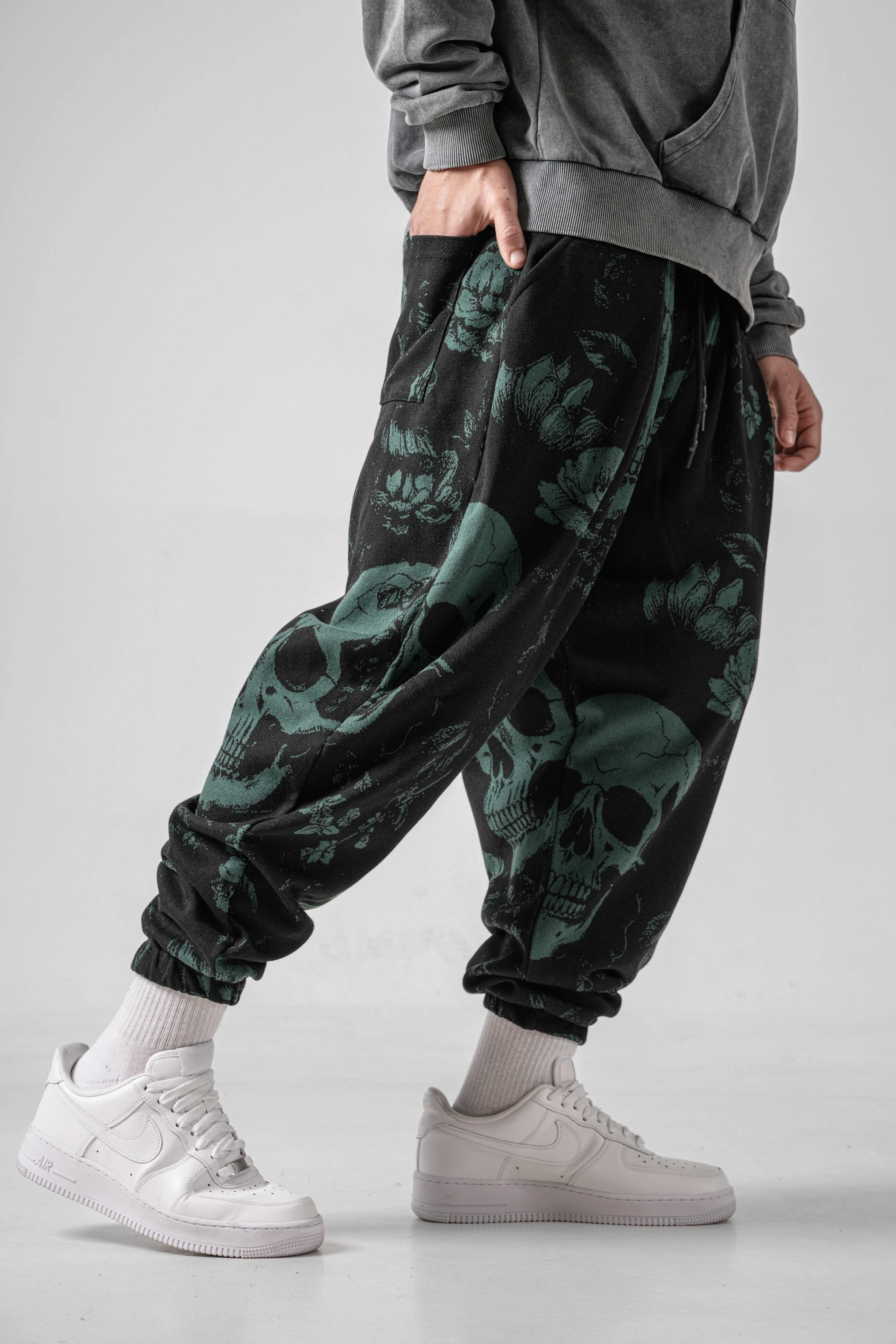 Erkek Green Skull Pileli Yarım Şalvar (SS26)