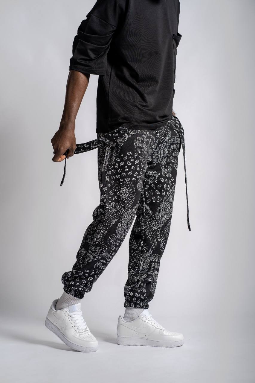 Erkek Kuşaklı Bandana Desenli Jogger Pantolon
