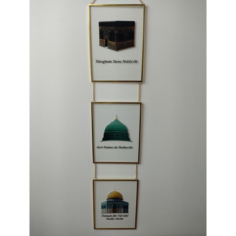 3'lü Mescit Tablolarimiz Gold Çerçeveli