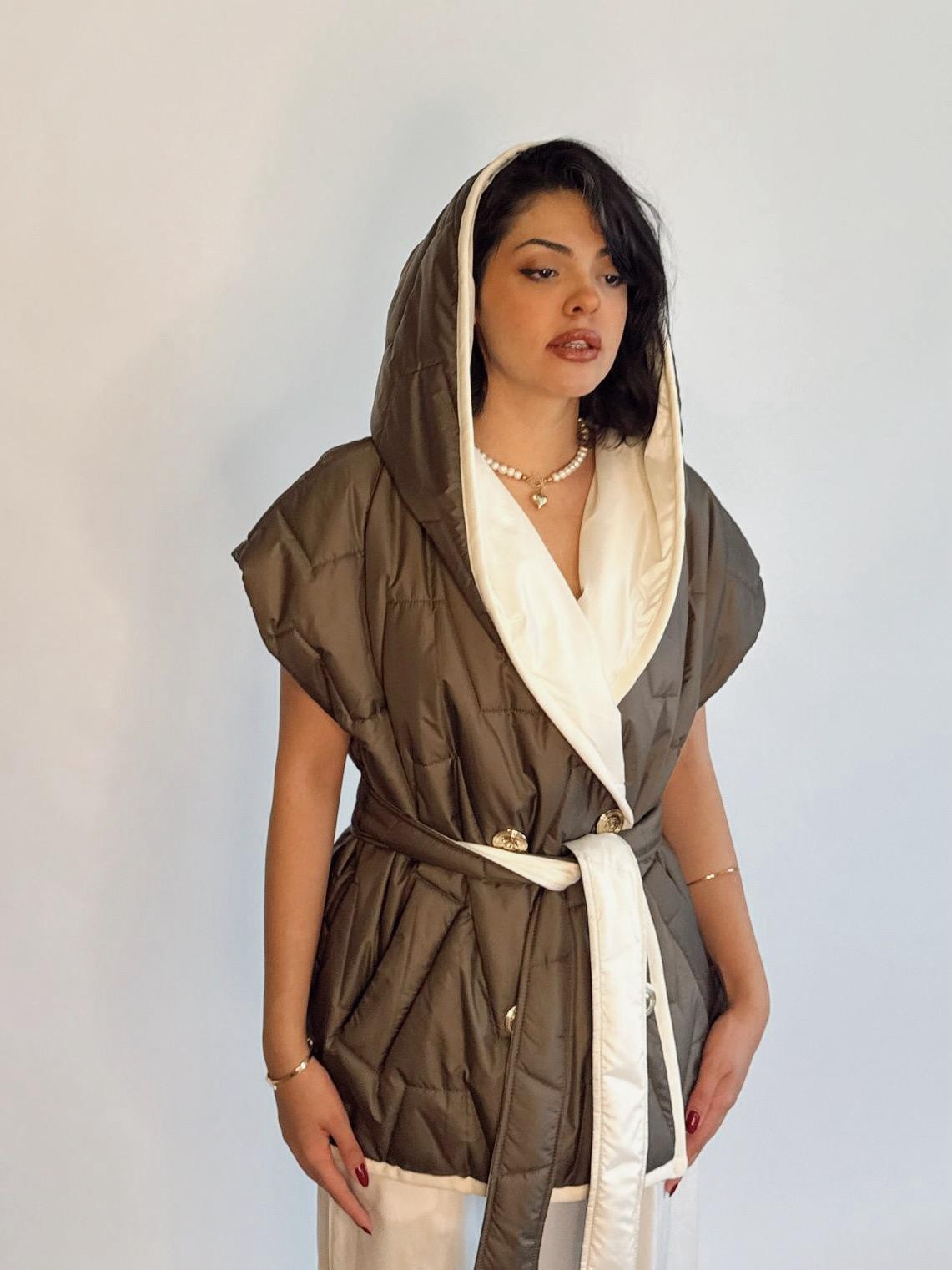 KAPÜŞONLU OVERSIZE KRUVAZE ASTARLI YELEK