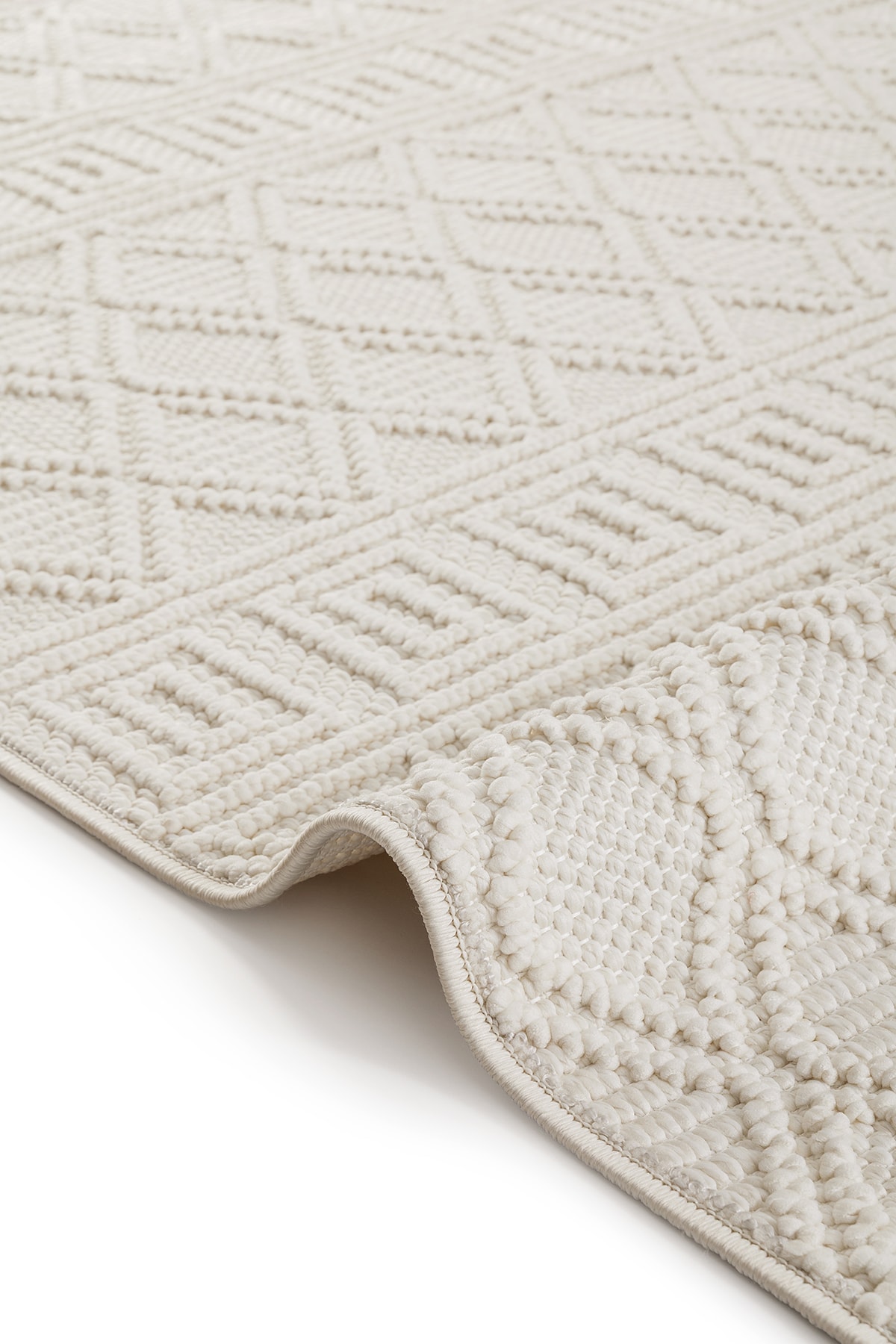 AYTEO HALI DELHİ 3009 KEMİK Yumuşak Ve Parlak Tuşeli Modern Kesme Halı