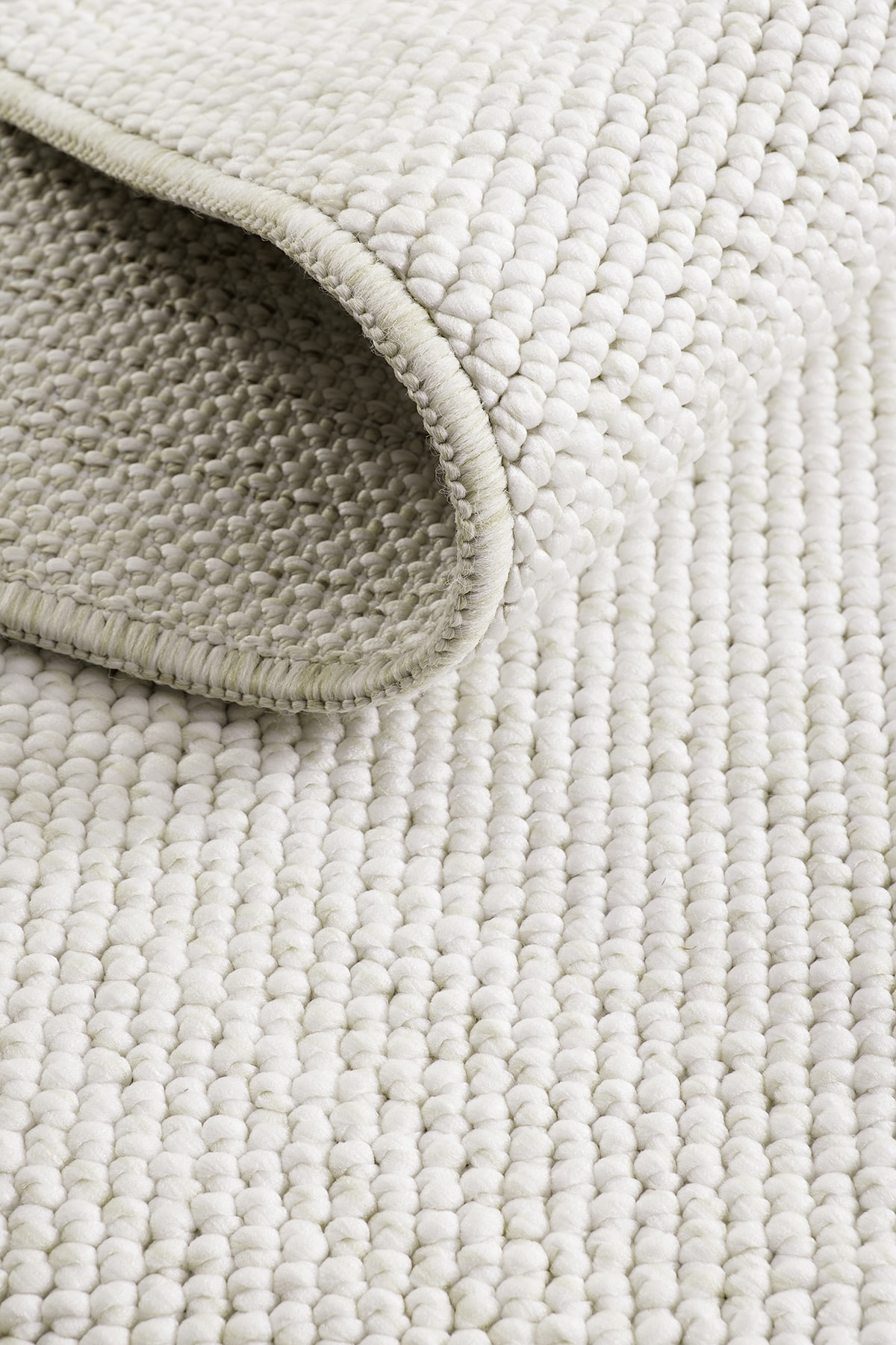 Ayteo Halı Comfort 19214A KREM Yumuşak Ve Parlak Tuşeli Modern Kesme Bukle Halı