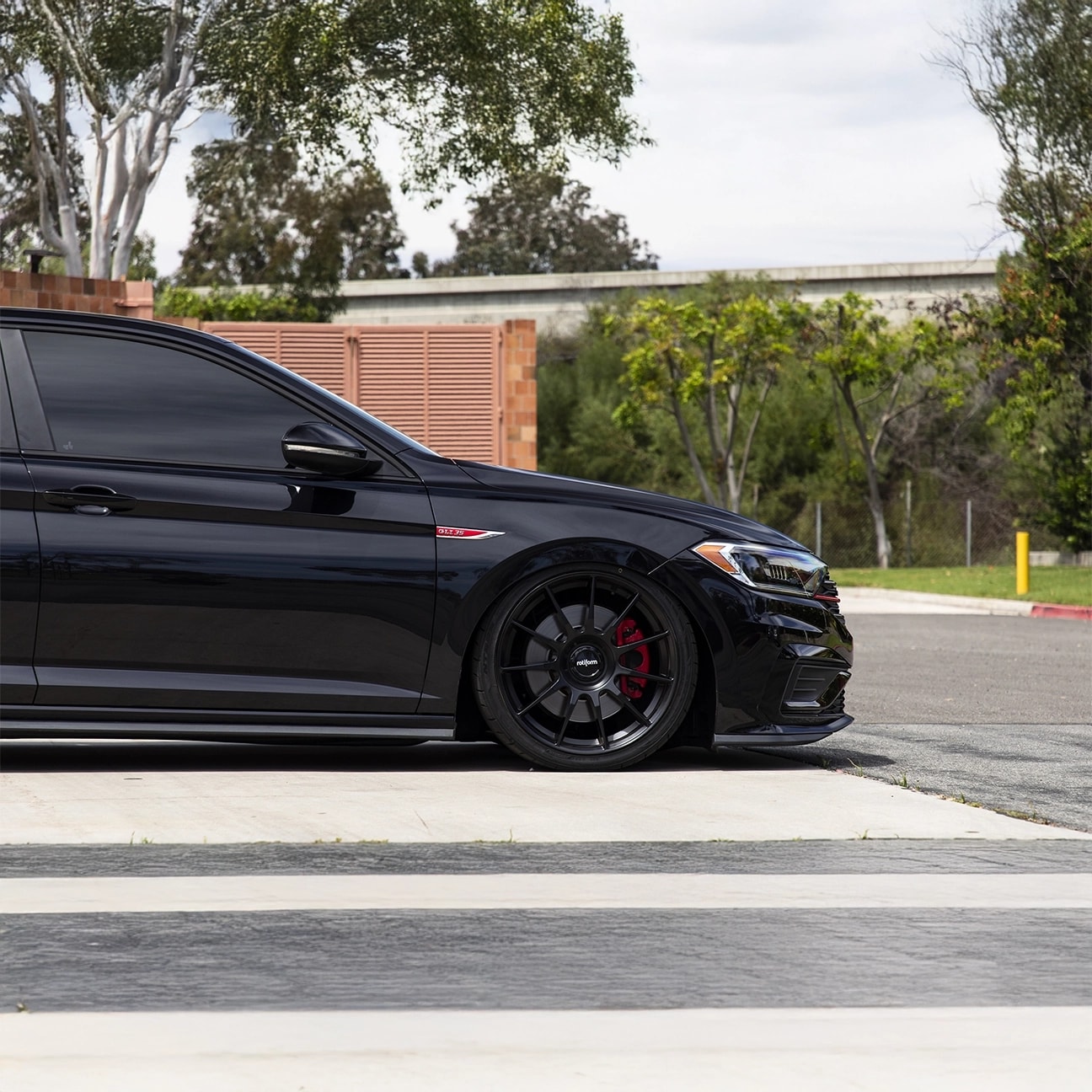 Rotiform DTM Satin Black 8,5x18 5x112 / 5X120 ET45 CB:72.56 Takım Jant