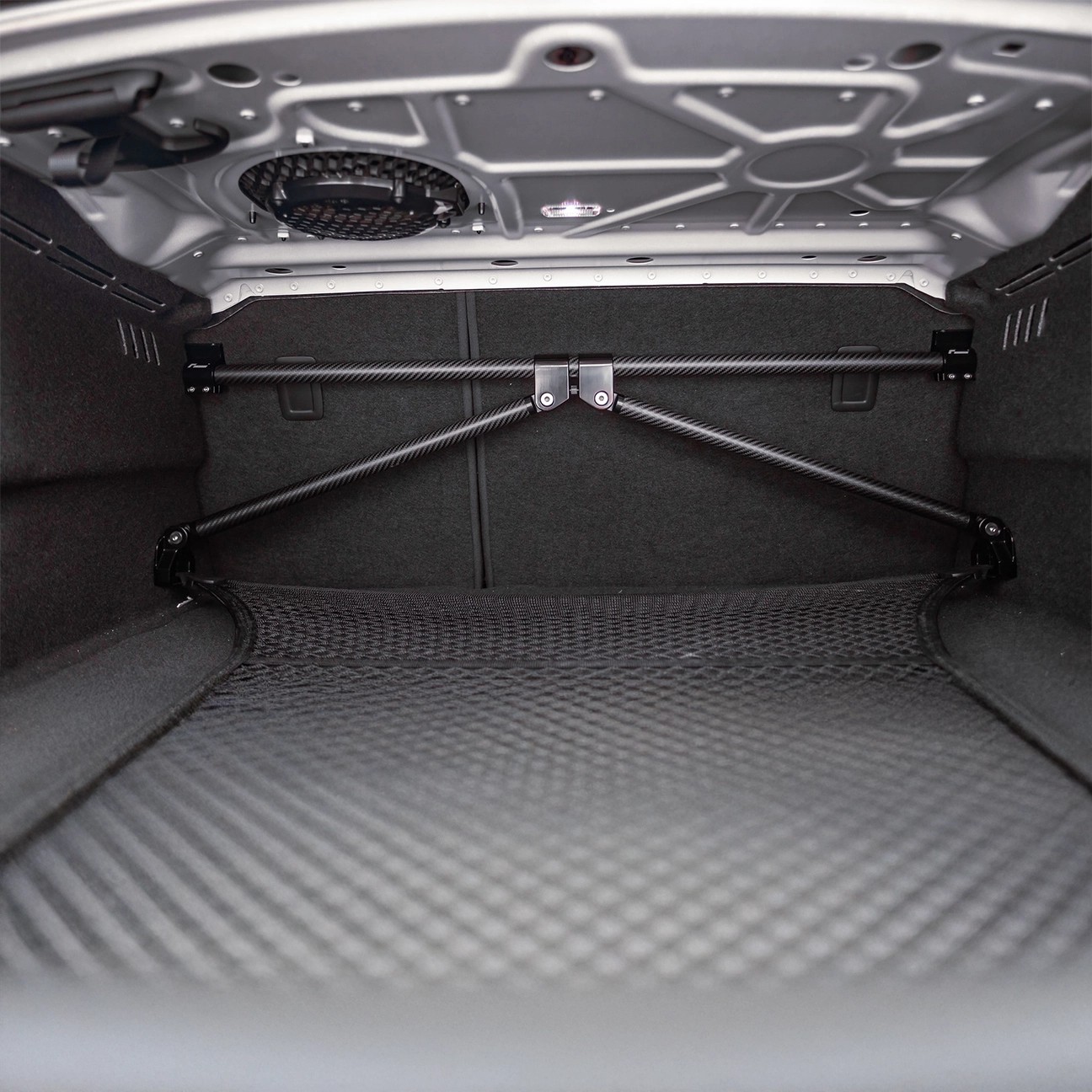 RacingLine Karbon Fiber Arka Gövde Gergisi - Audi 8V 8Y A3 S3 Sportback