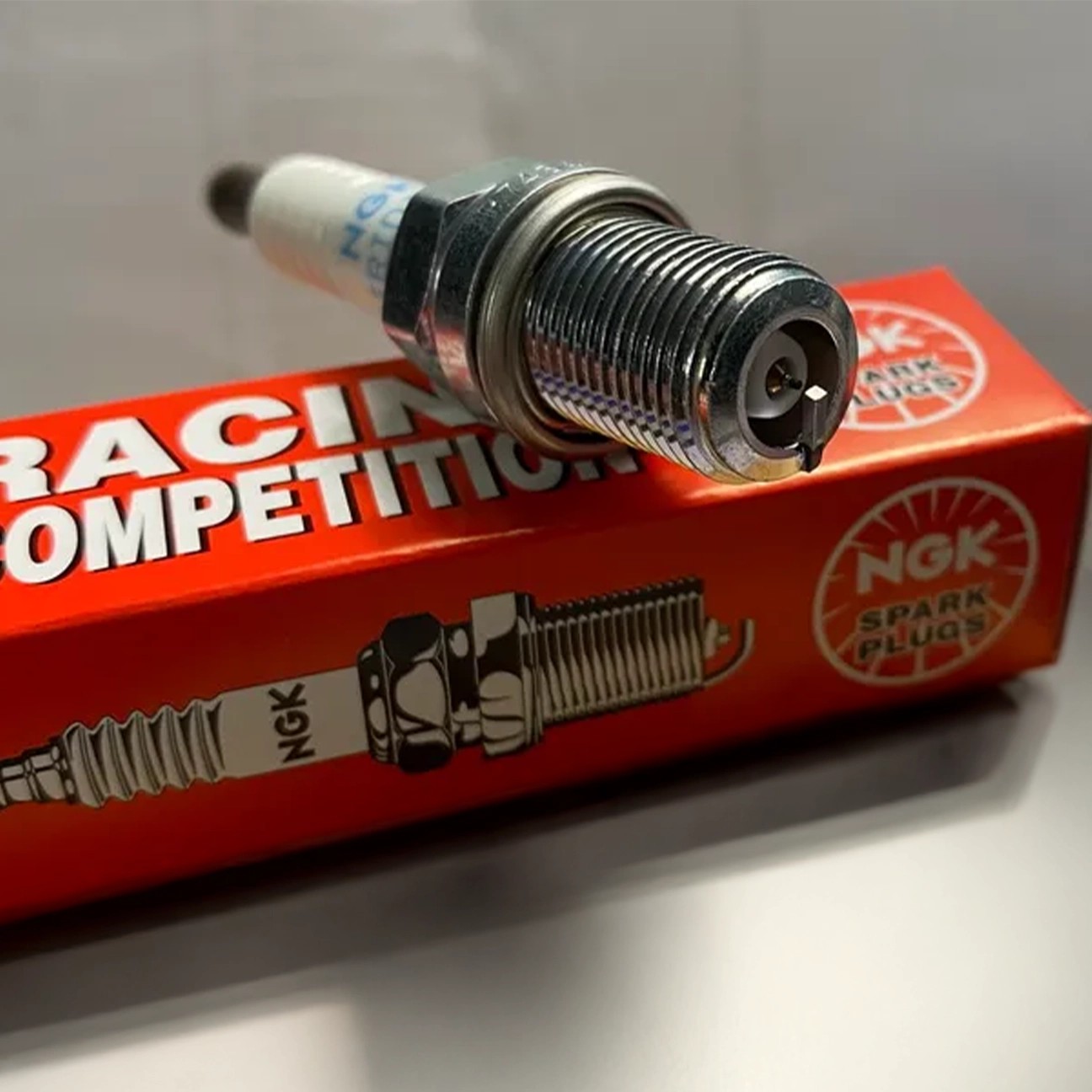 NGK R7434-9 (4658) Racing İridyum Buji 1 Adet – RS3-Evo 7-8,Supra 2JZ-Bmw M50-Impreza WRX STI-Clio RS