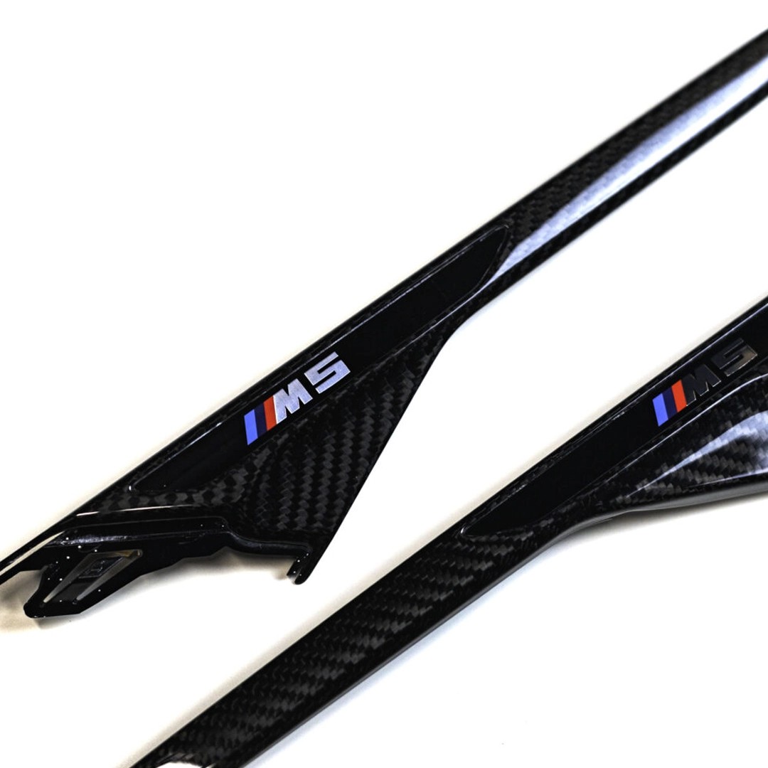 Drifton BMW F90 M5 Carbon Fender Emblem