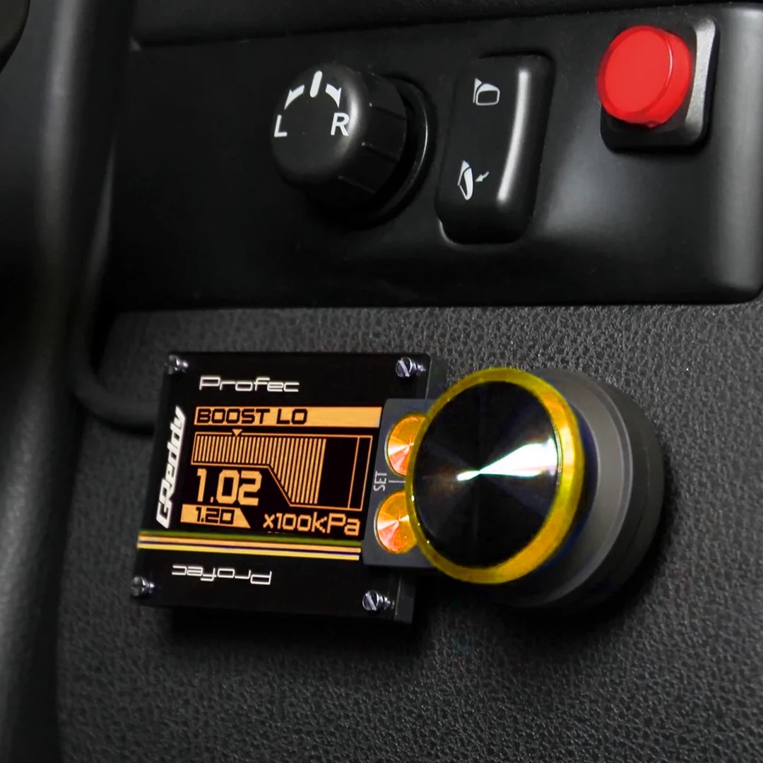 GReddy Profec - OLED 8-Bar Electronic Boost Controller (Amber)