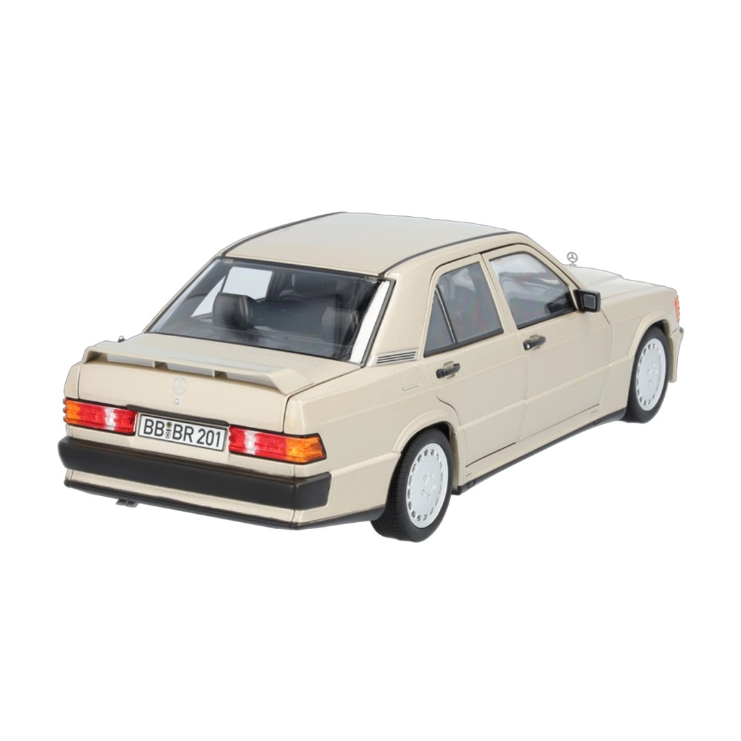 Mercedes-Benz 190E 2.3-16 1984 Smoky Silver 1:18 Diecast Model Araç B66040664