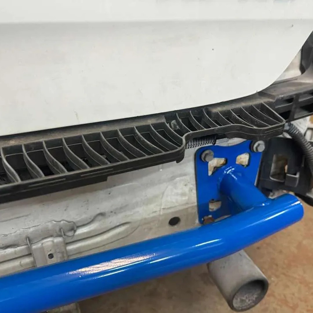 SW Motorsports Golf MK7/MK8 İçin Hafif Arka Darbe Barı