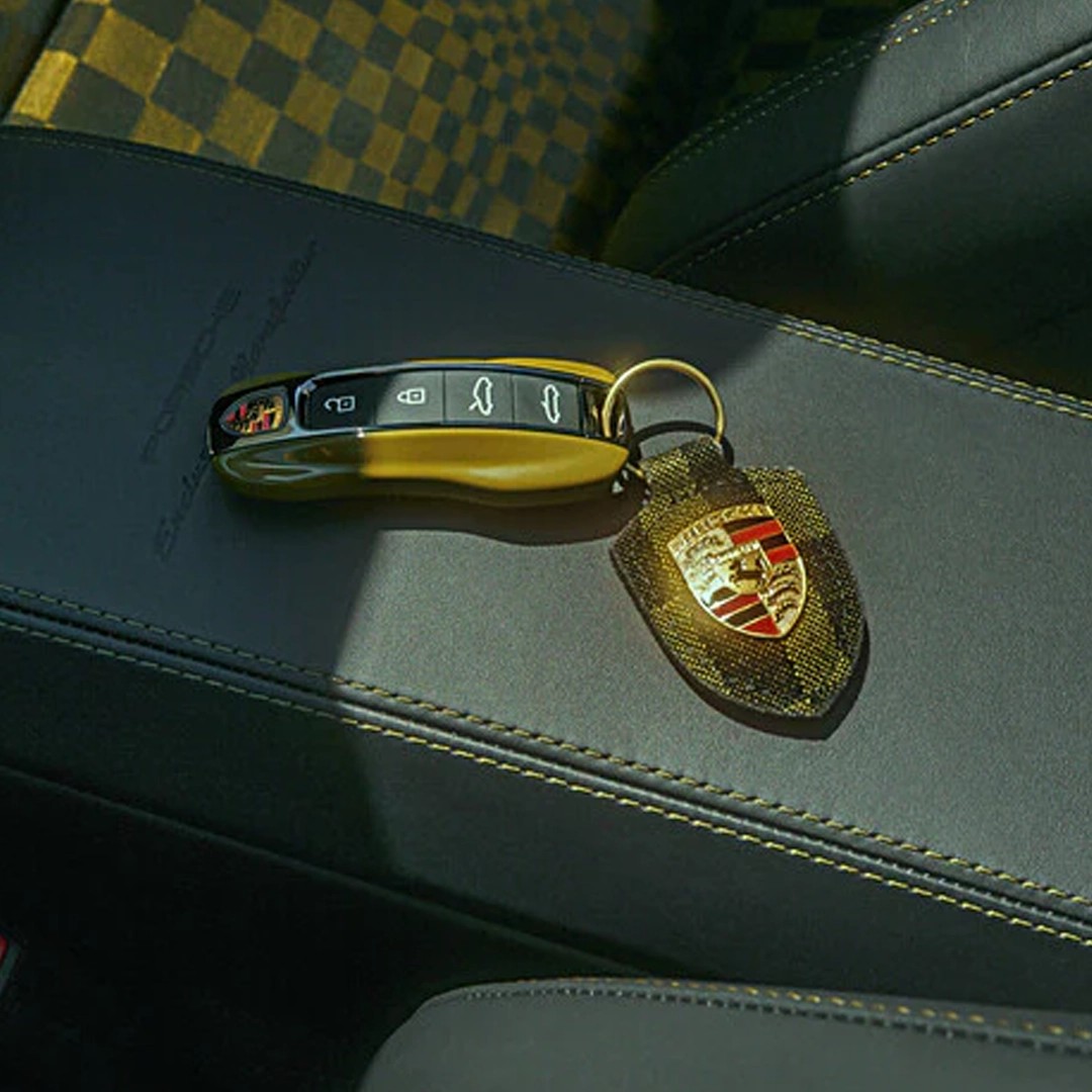 Porsche Design Crest Anahtarlık 911 Spirit 70