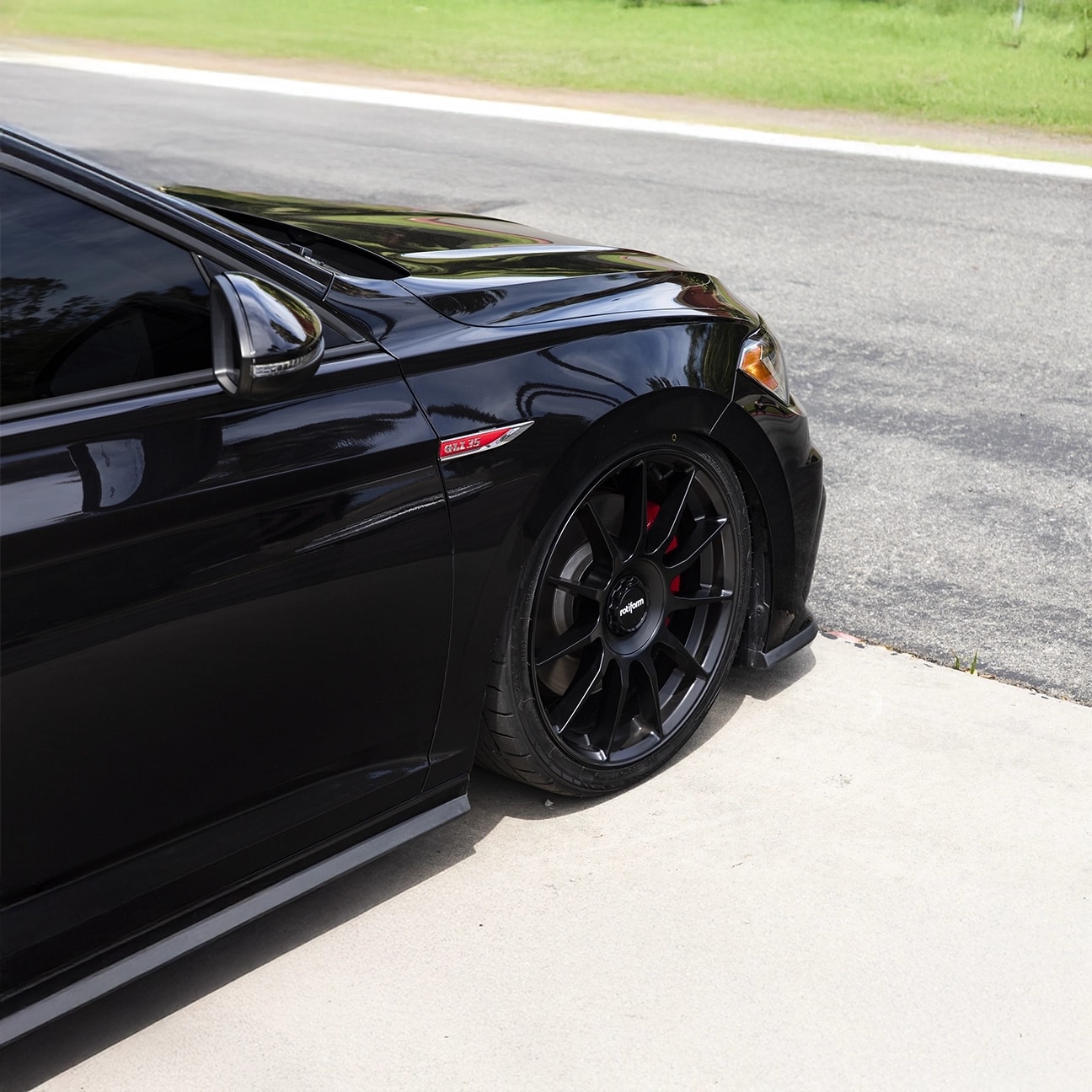 Rotiform DTM Satin Black 8,5x18 5x112 / 5X120 ET45 CB:72.56 Takım Jant
