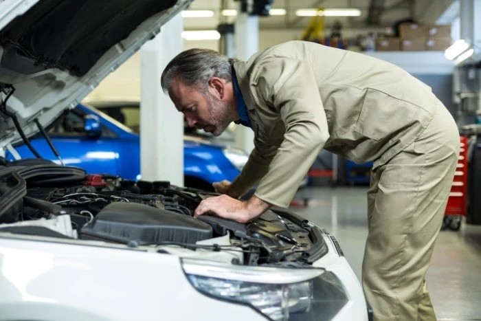 What Happens When the Air Filter Hose Is Torn?