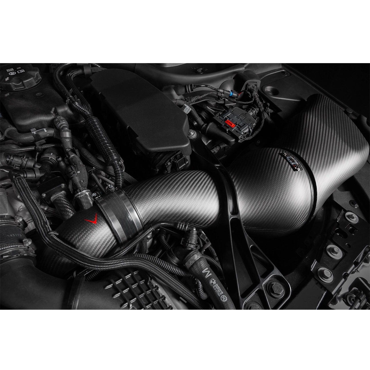 Eventuri Karbon Fiber Turbo Inlet Seti (Gloss Finish) – BMW M5 (G90 / G99)