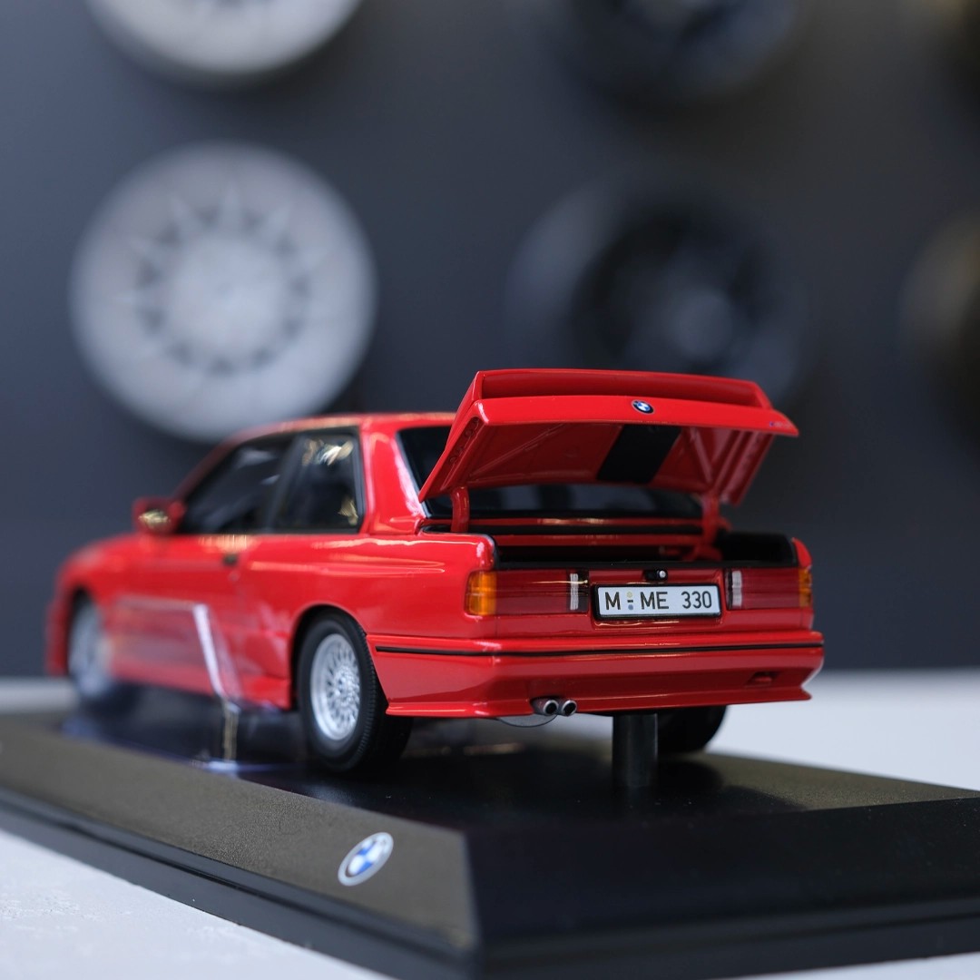 BMW E30 M3 Diecast Original Miniature 80435A5D018