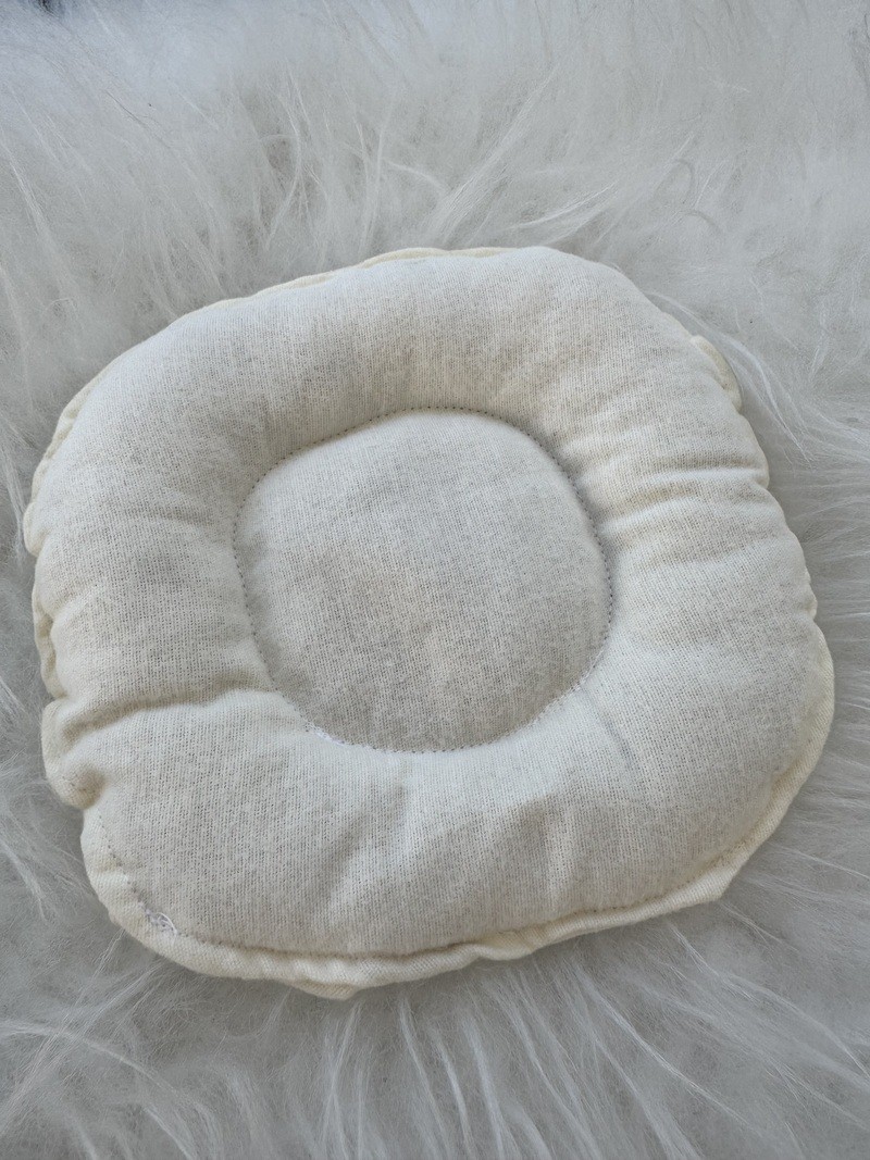  Koyun Yünü Minder - Özel Tasarım Kiraz Çekirdeği Dolgulu -