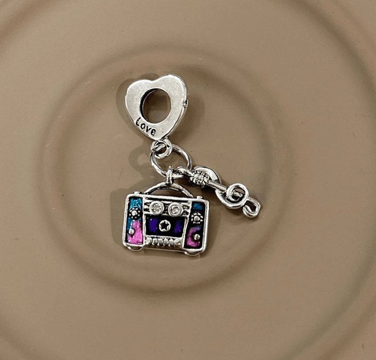 Song Pandora Charm