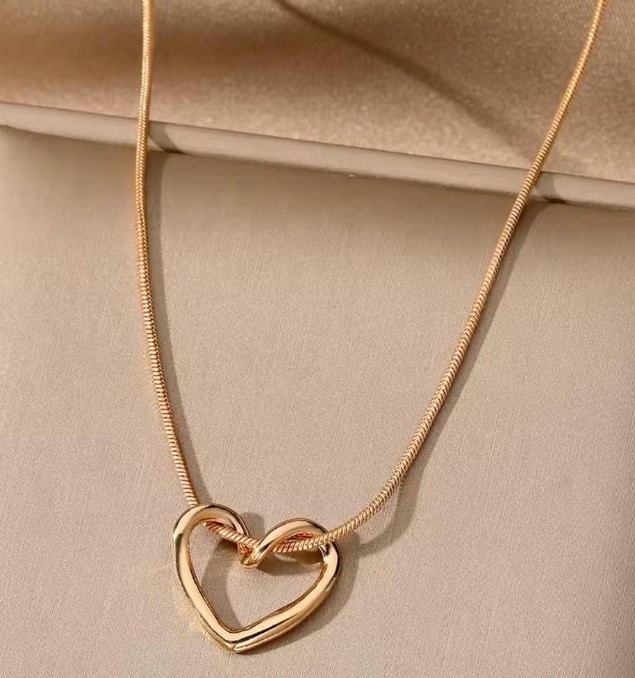 Çelik Kalp Gold Kolye