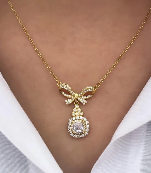 Işıltılı Fiyonk Gold Kolye