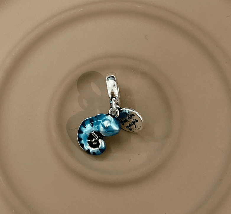 Bukalemun Pandora Charm
