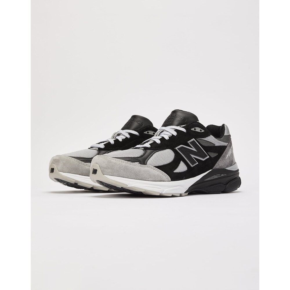 New Balance Black 990 v3 "Dtlr Greyscale"