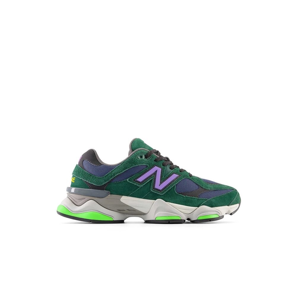 New Balance 9060 “Nightwatch Green”