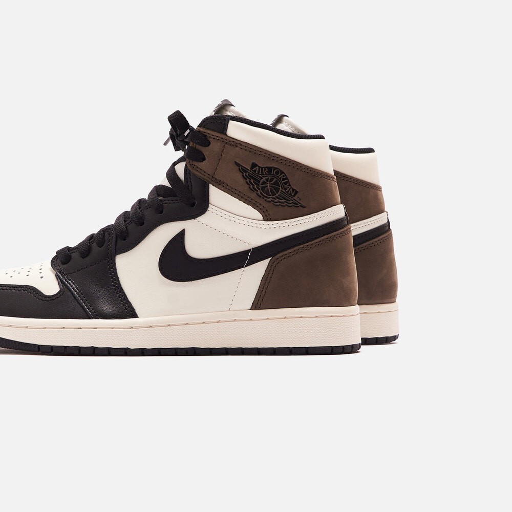 Air Jordan 1 Dark Mocha Suede