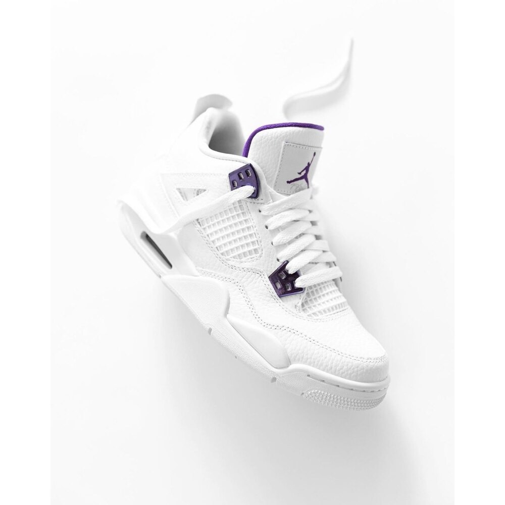 Air Jordan 4 Retro Metallic Purple