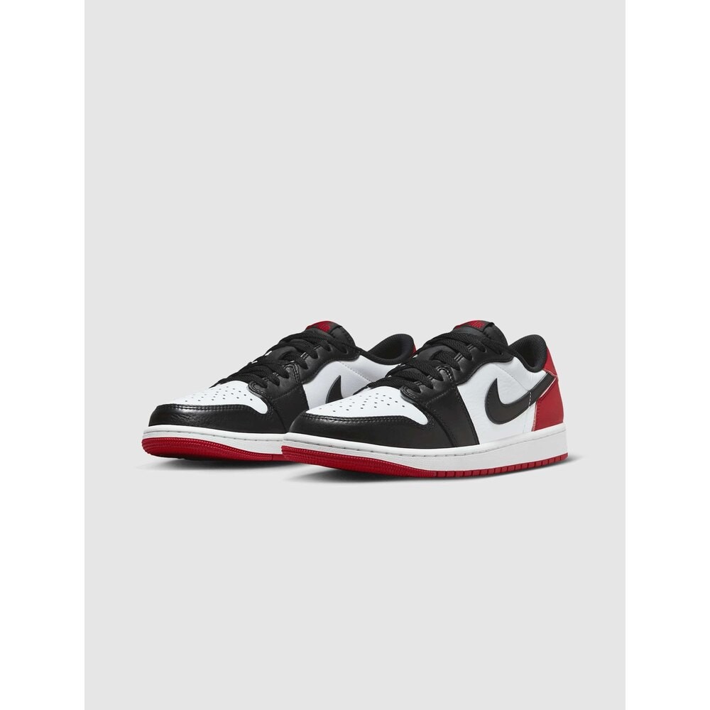 Air Jordan 1 Low “Black Toe”