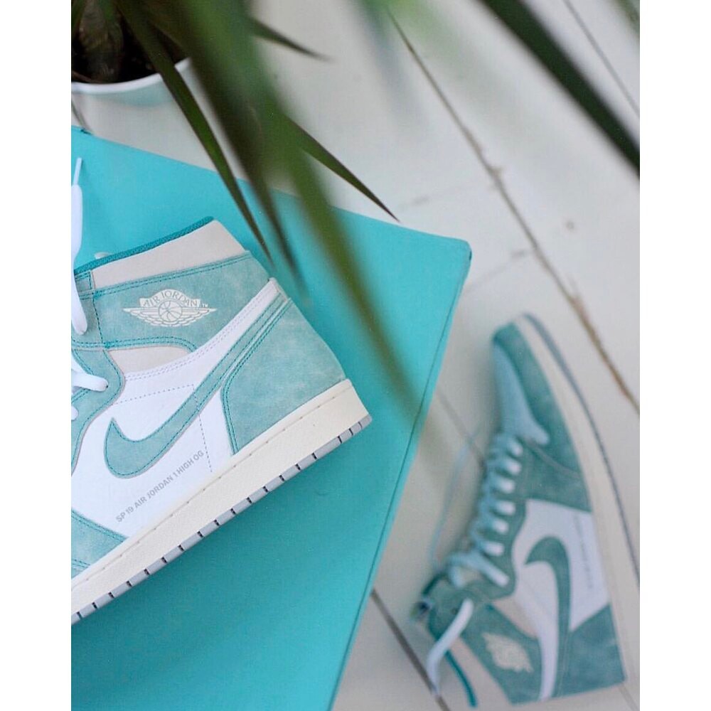 Air Jordan 1 “Turbo Green”