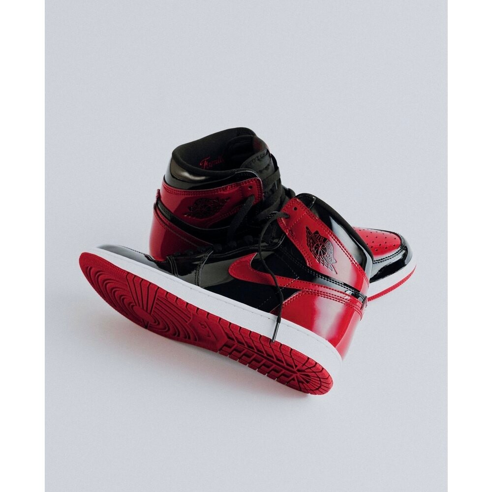 Air Jordan 1 Retro High OG "Bred Patent"