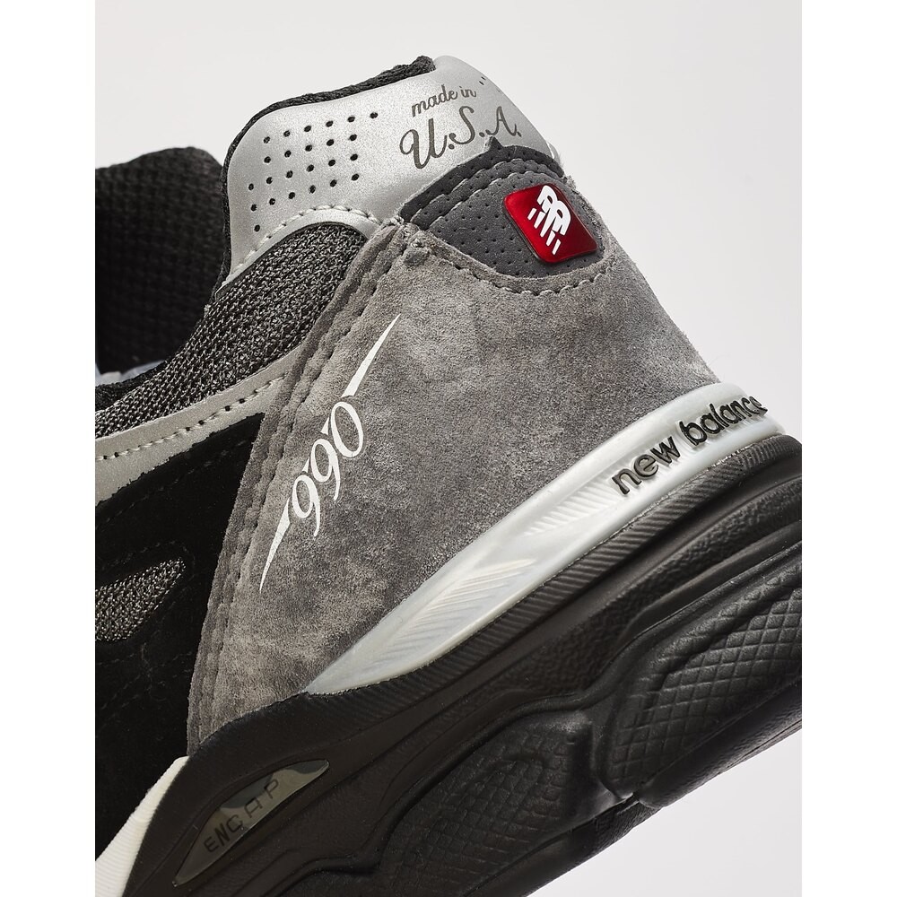 New Balance Black 990 v3 "Dtlr Greyscale"