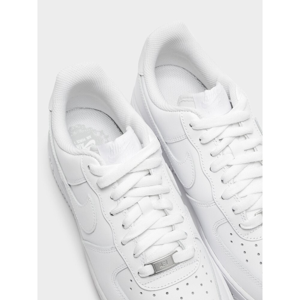 Air Force 1 Triple White “Classic”