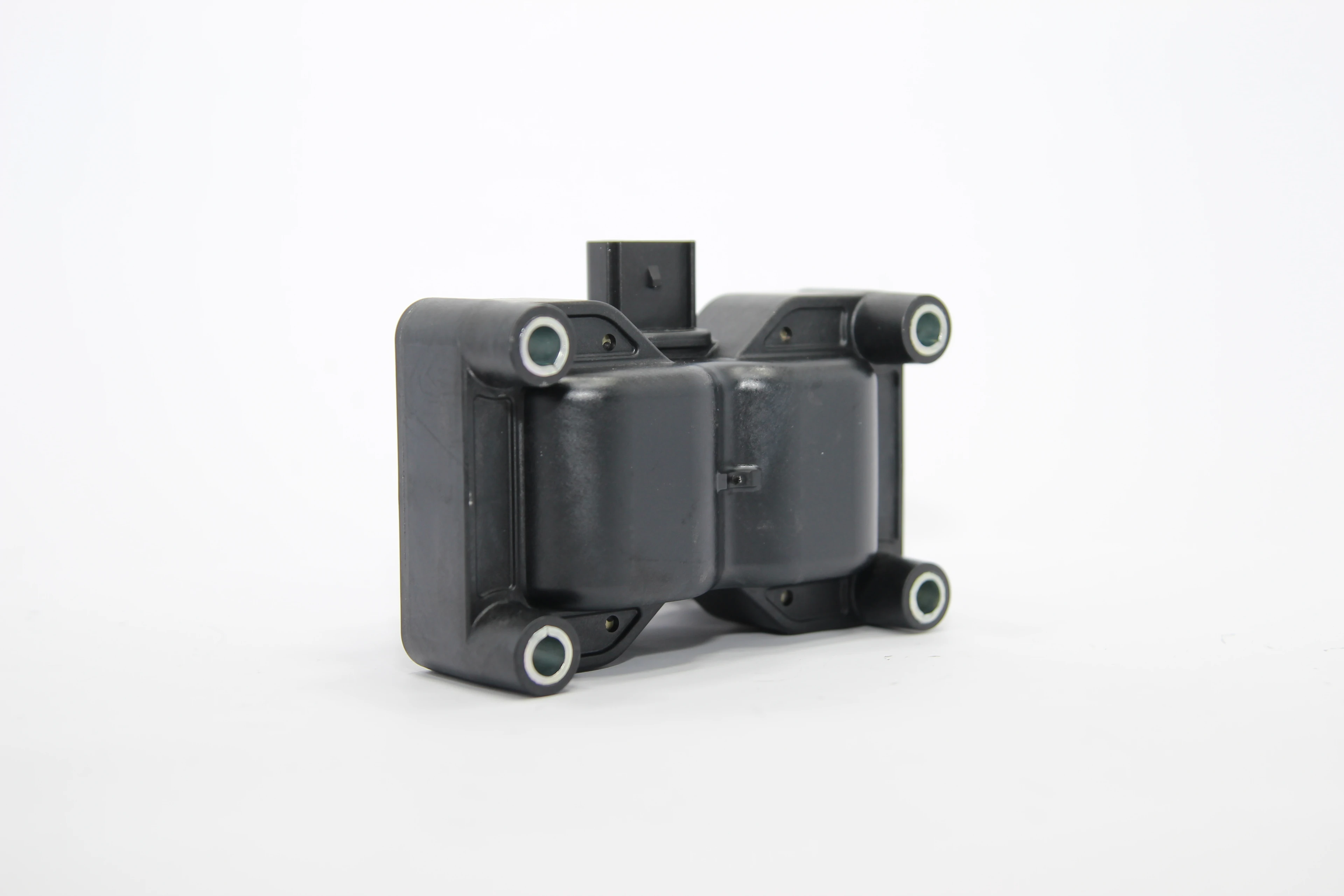 MONDEO MK4 / FOCUS MK2 / C-MAX / FİESTA 1.6 Benzinli Ateşeleme Bobini 