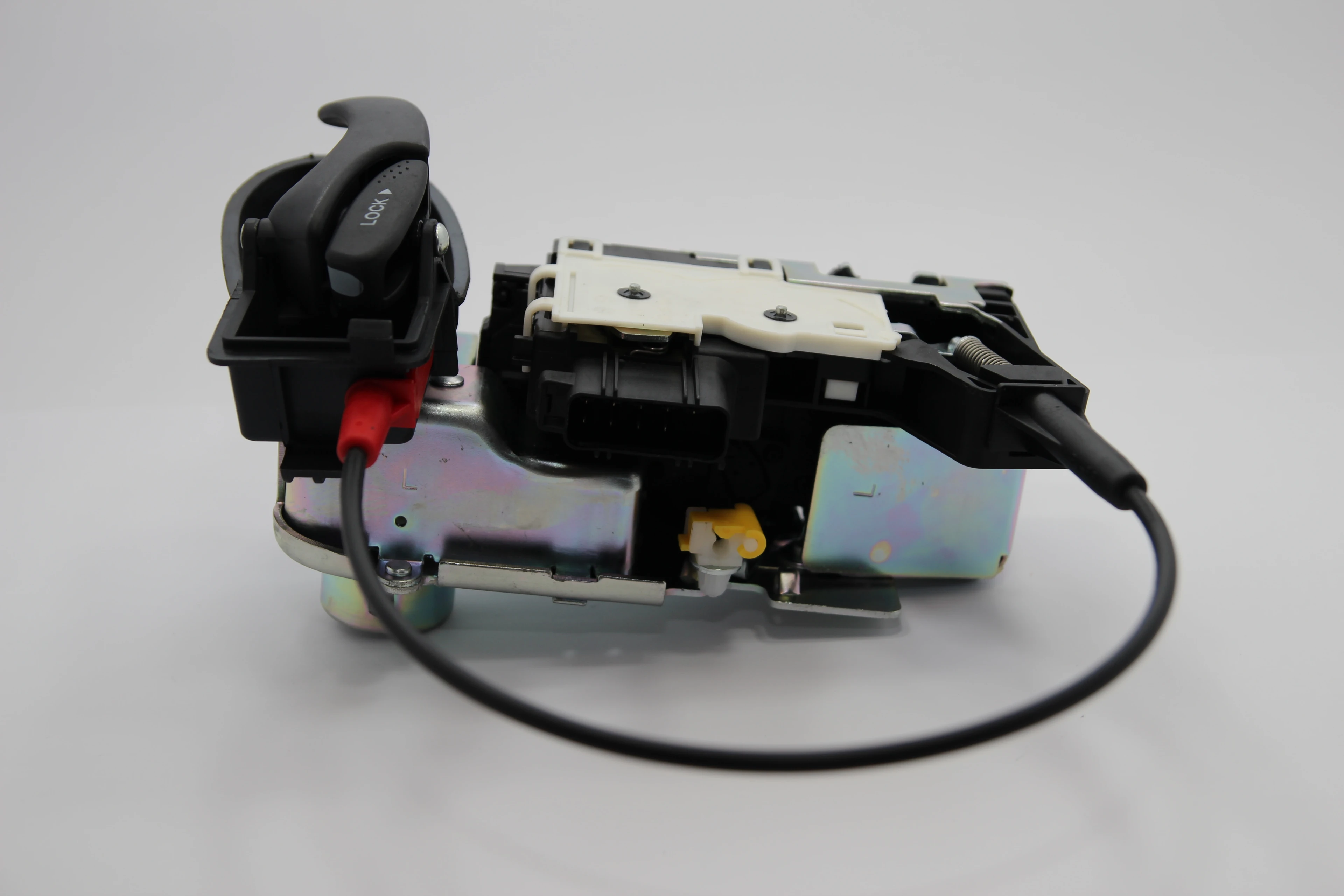 Transit V184/V347 Sol Kapı Kilidi