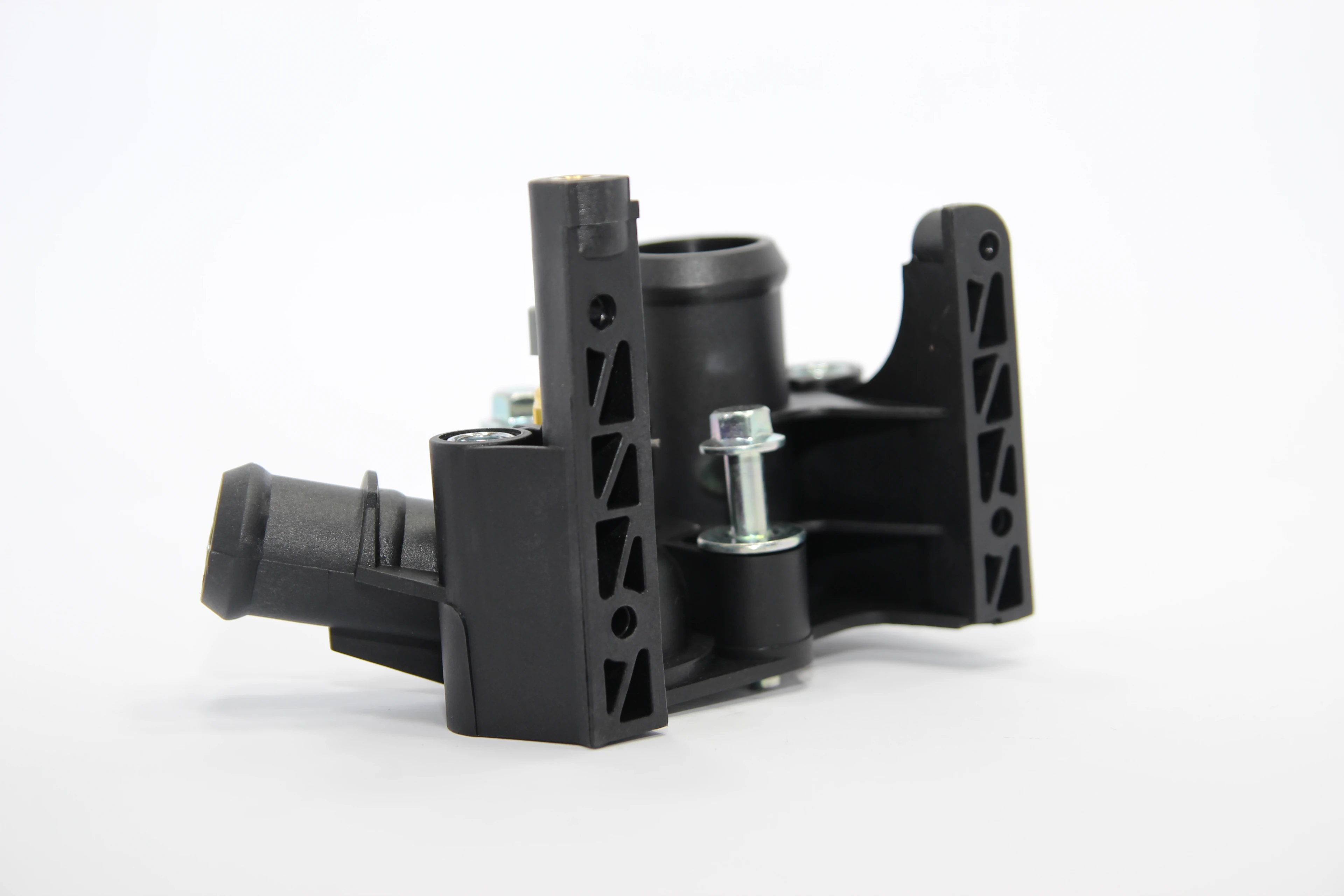 FOCUS / MONDEO / FİESTA / C-MAX / FUSİON 1.4 - 1.6 Benzinli Termostat Gövdesi